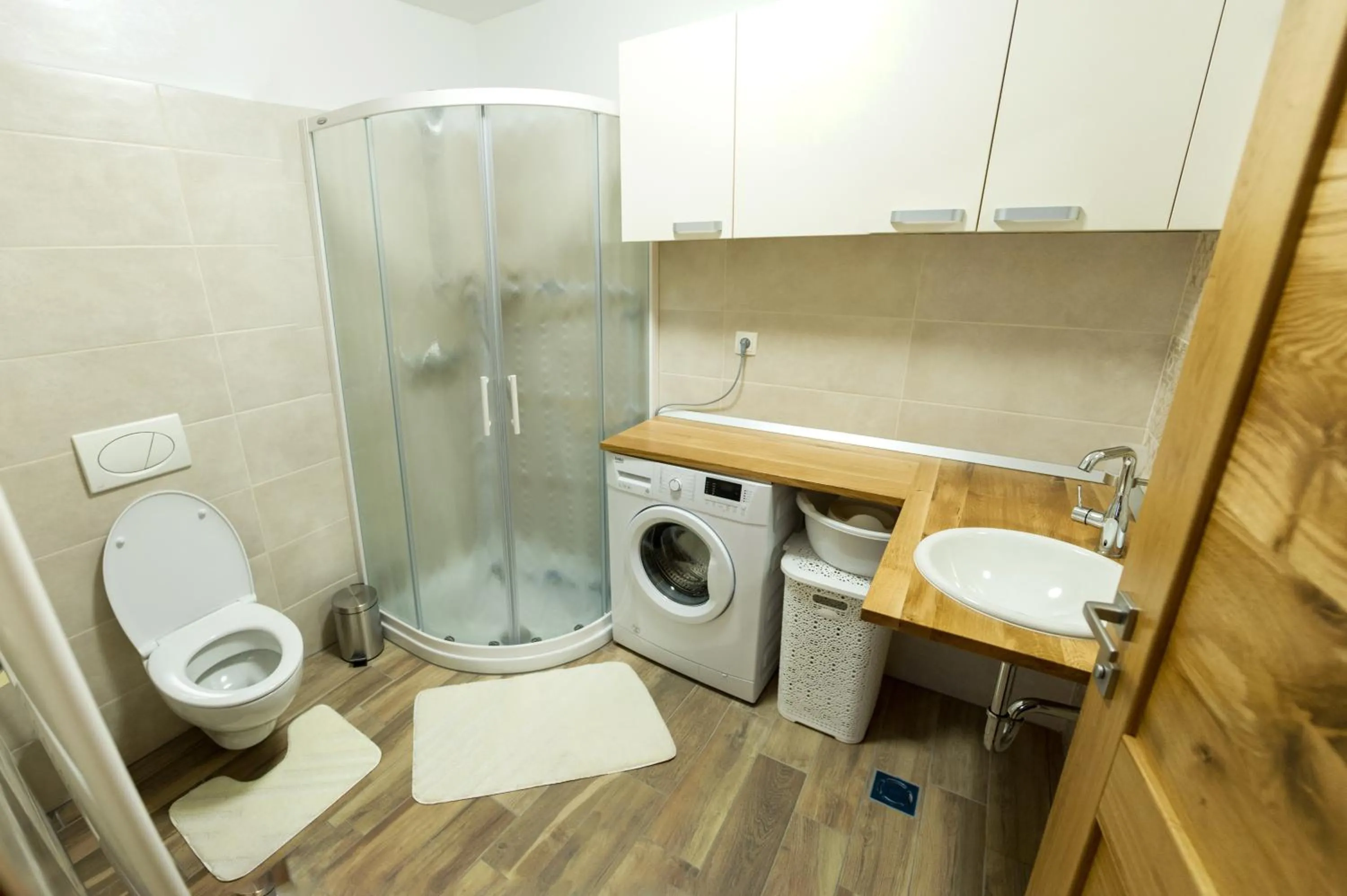 Apartments Laznica