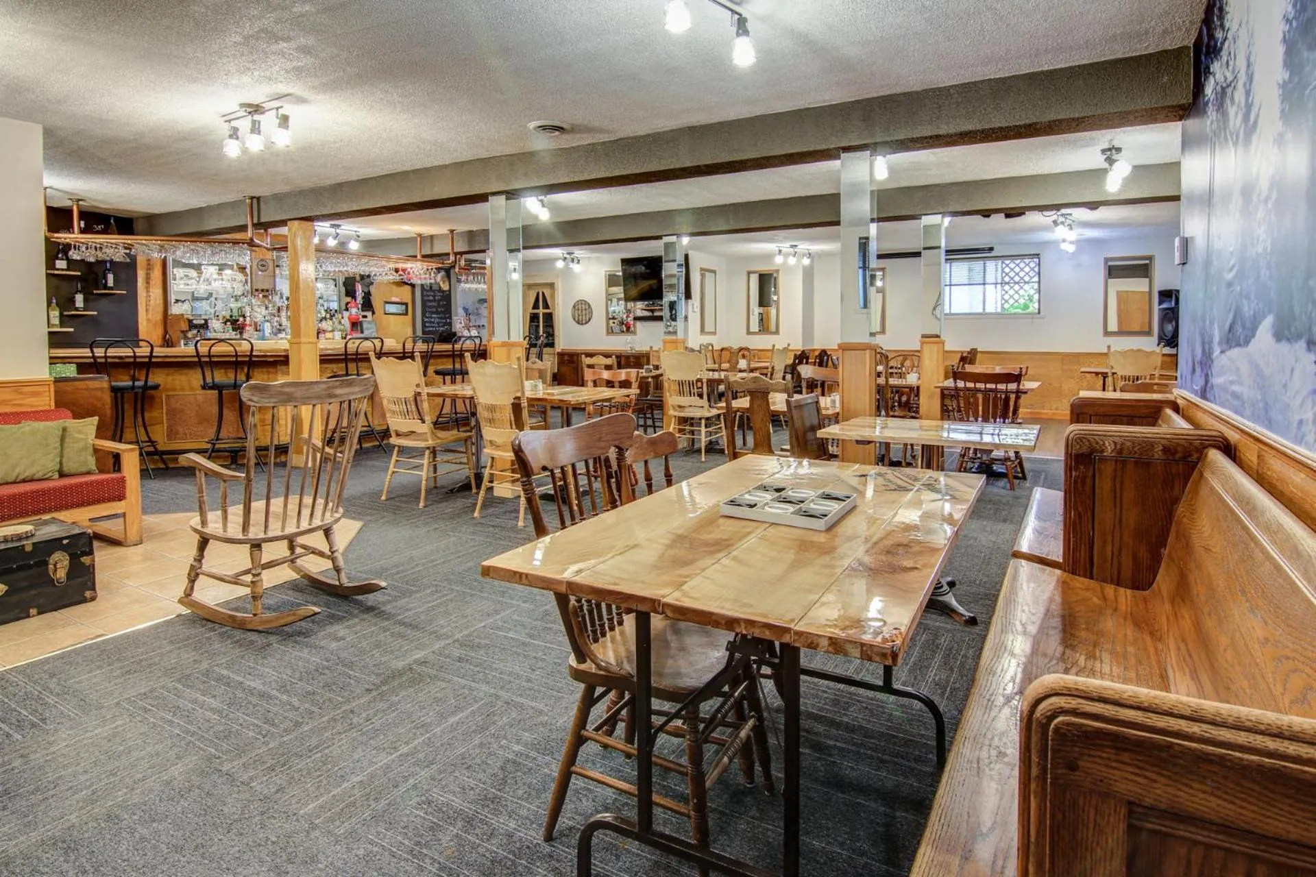 Restaurant/places to eat in Auberge Presbytere Mont Lac-Vert