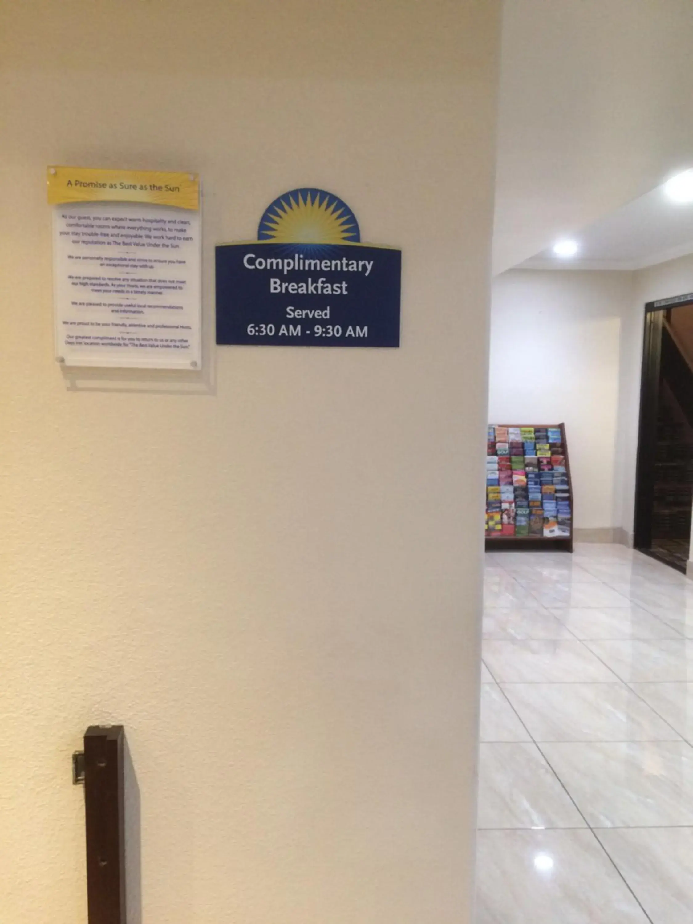 Facade/entrance in Days Inn by Wyndham Indio Facade/entrance in Days Inn by Wyndham Indio