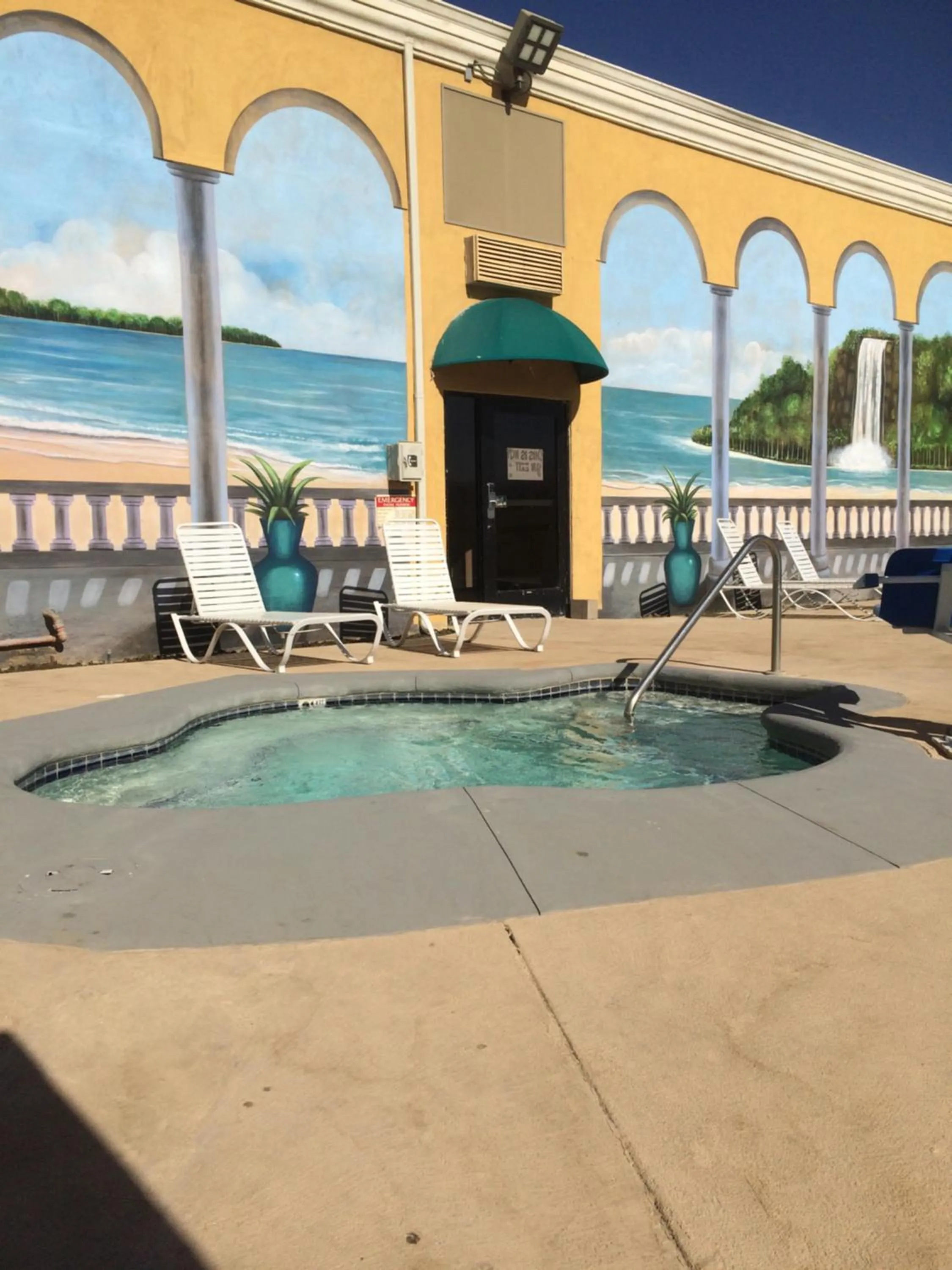 Area and facilities in Days Inn by Wyndham Indio