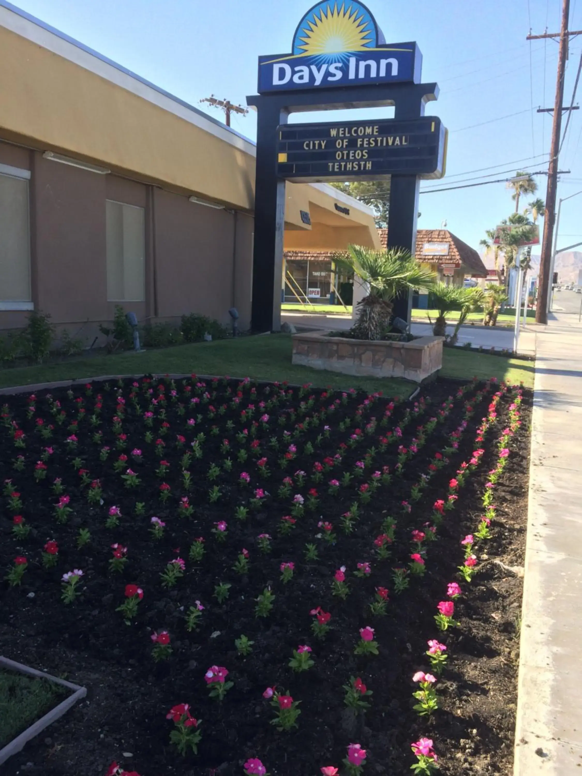 Facade/entrance in Days Inn by Wyndham Indio Facade/entrance in Days Inn by Wyndham Indio