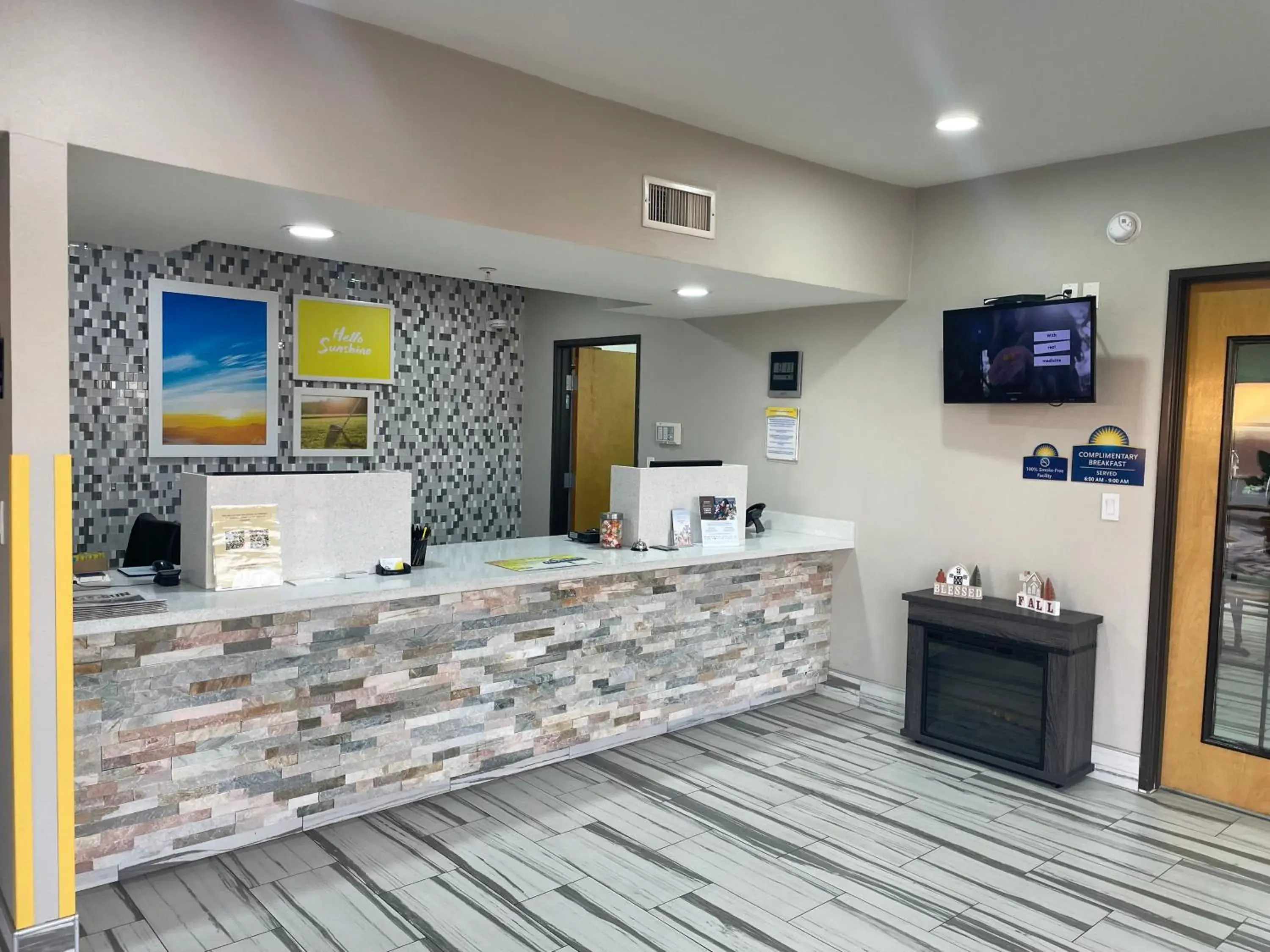 Lobby or reception in Days Inn by Wyndham Childress Lobby or reception in Days Inn by Wyndham Childress