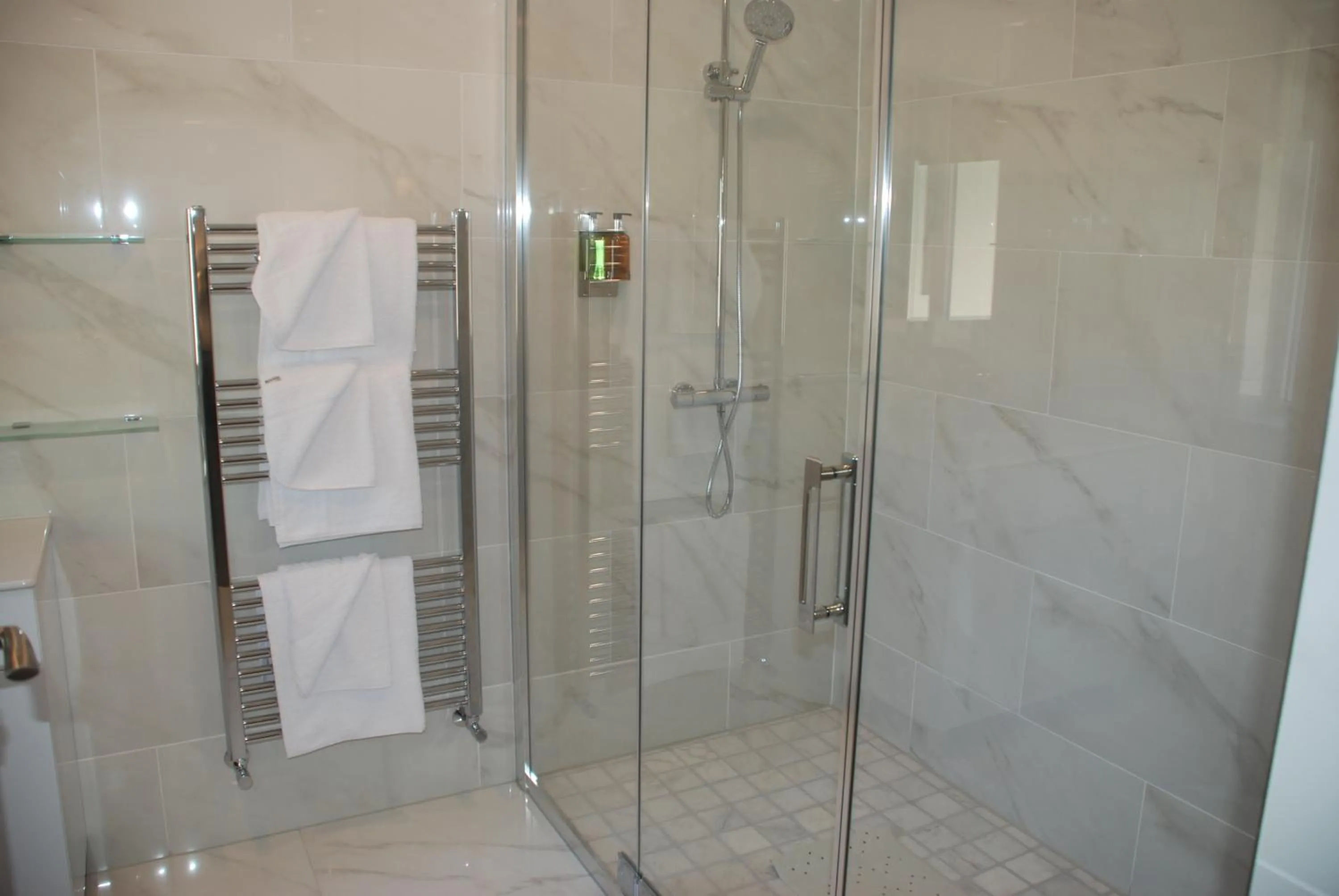 Shower in Tuskar House by the Sea