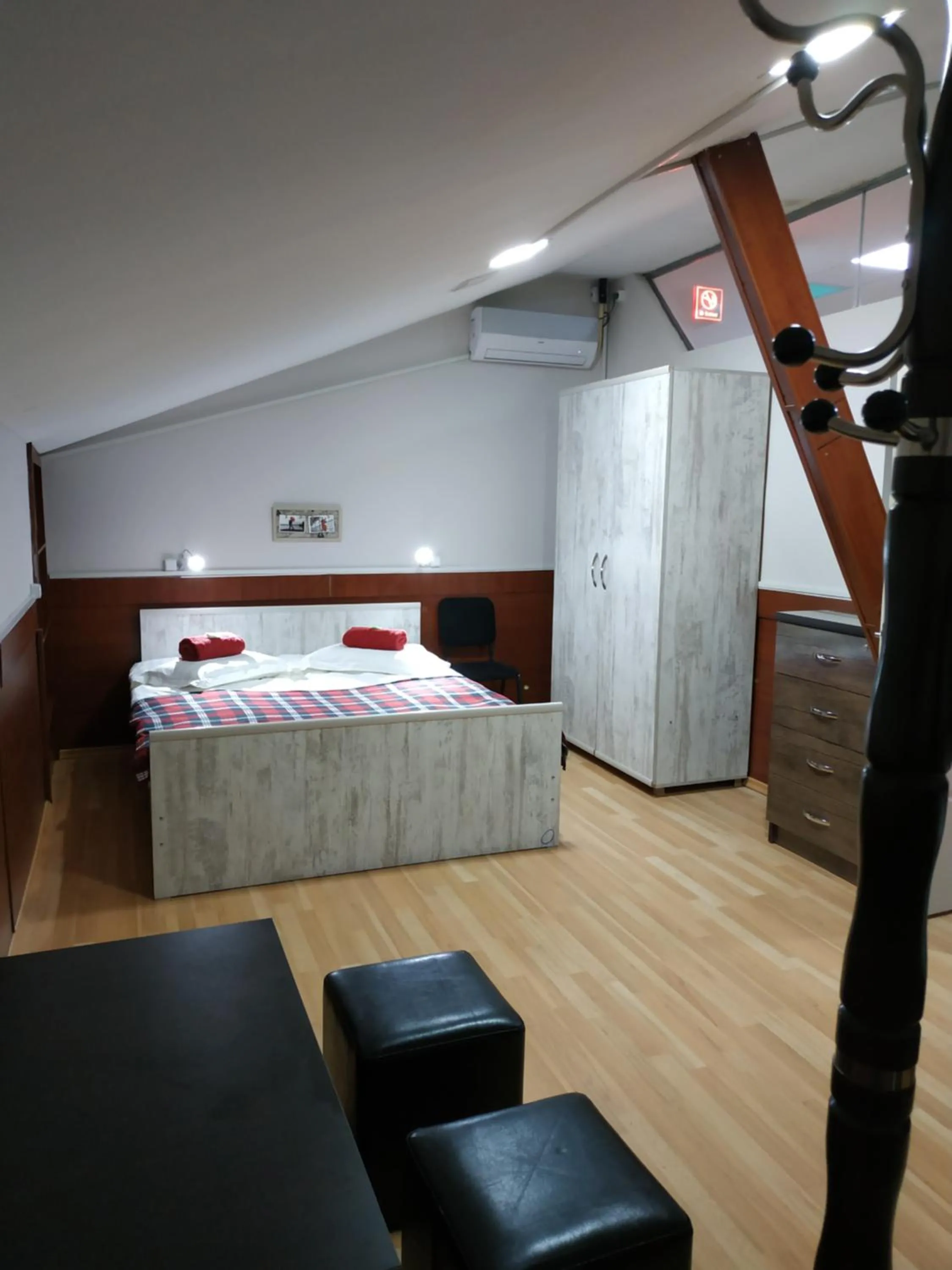 Bed in Hostel Portal