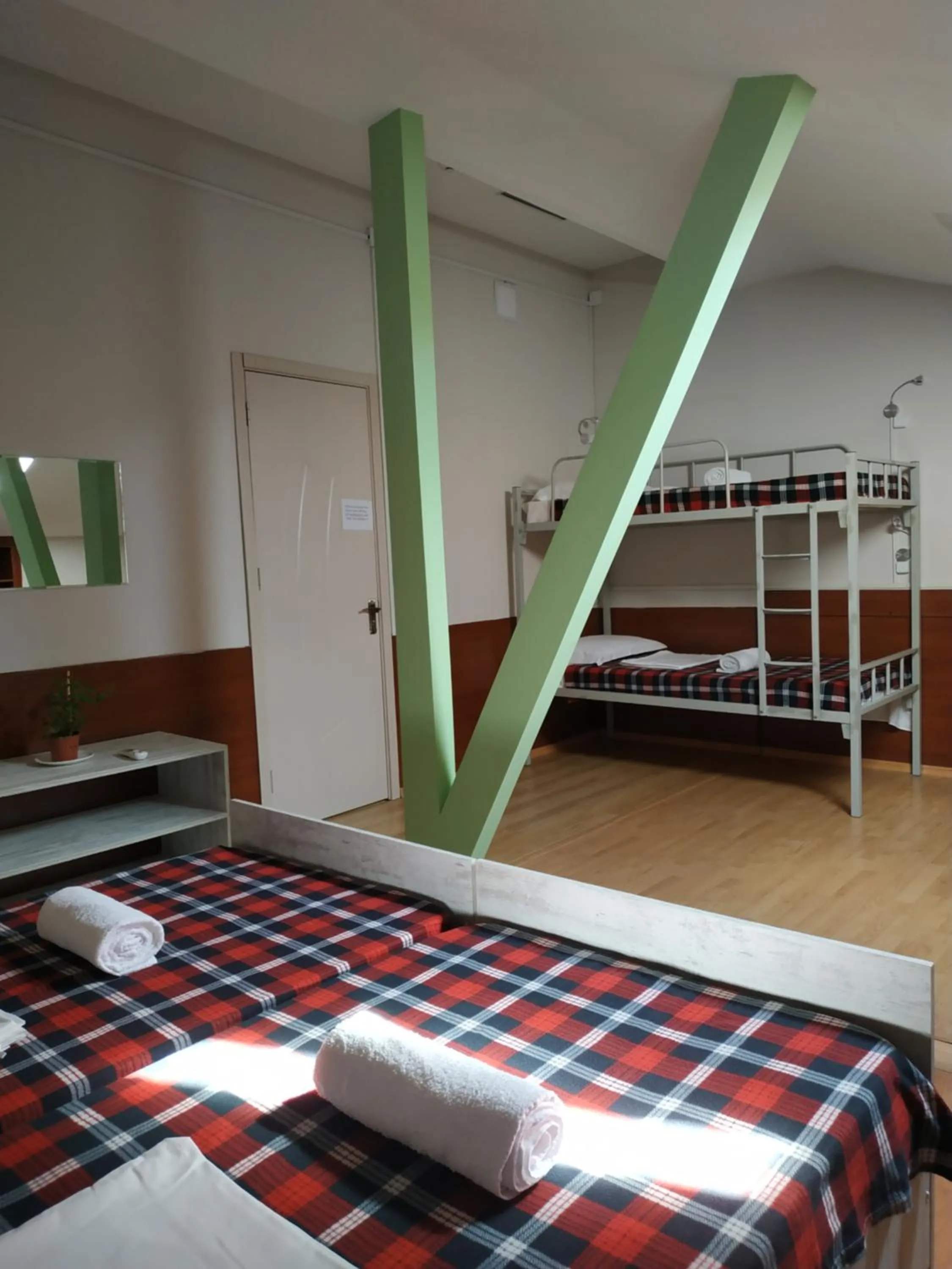 bunk bed, Bed in Hostel Portal
