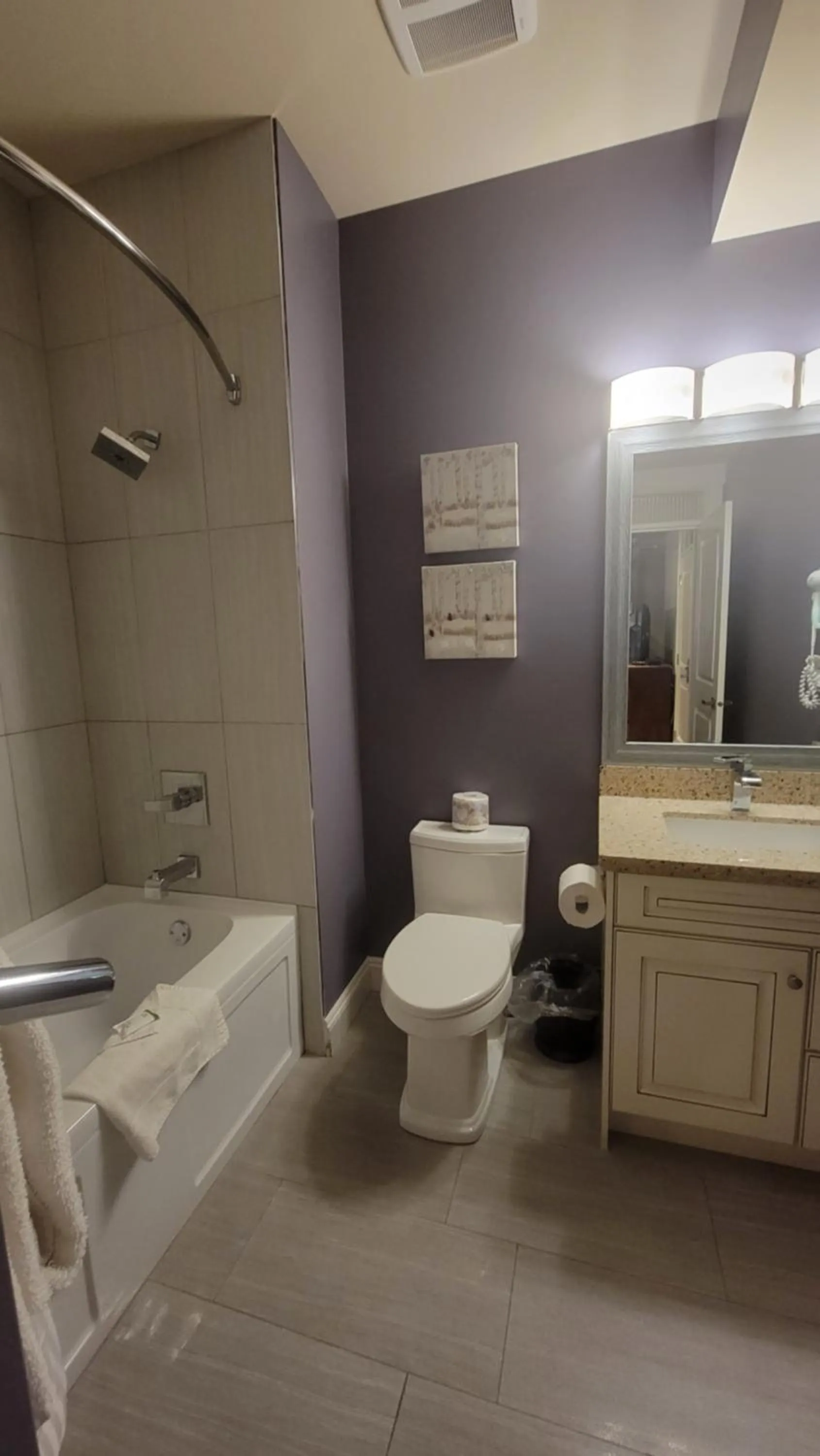 Sahara Courtyard Inn & Suites Osoyoos