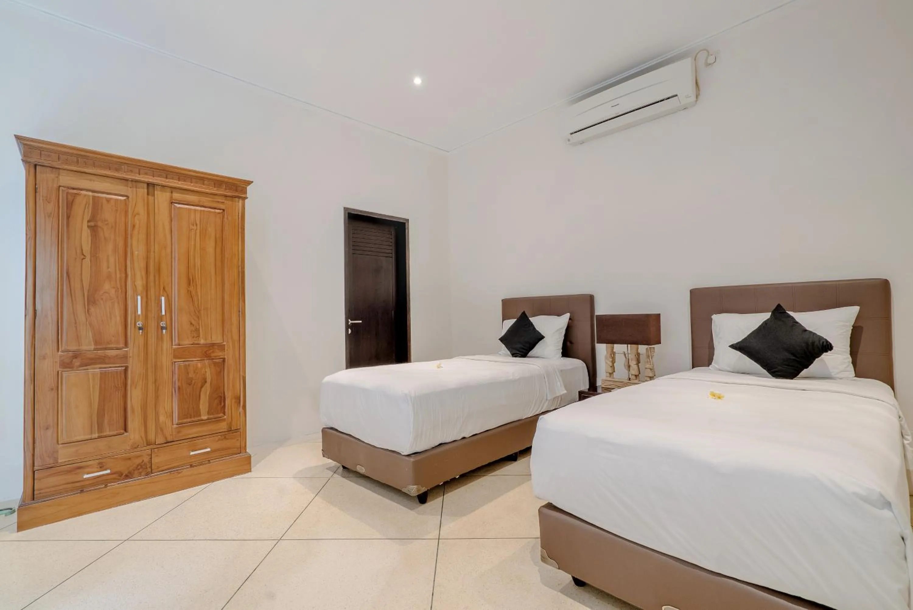 Bedroom, Bed in Villa Seminyak William