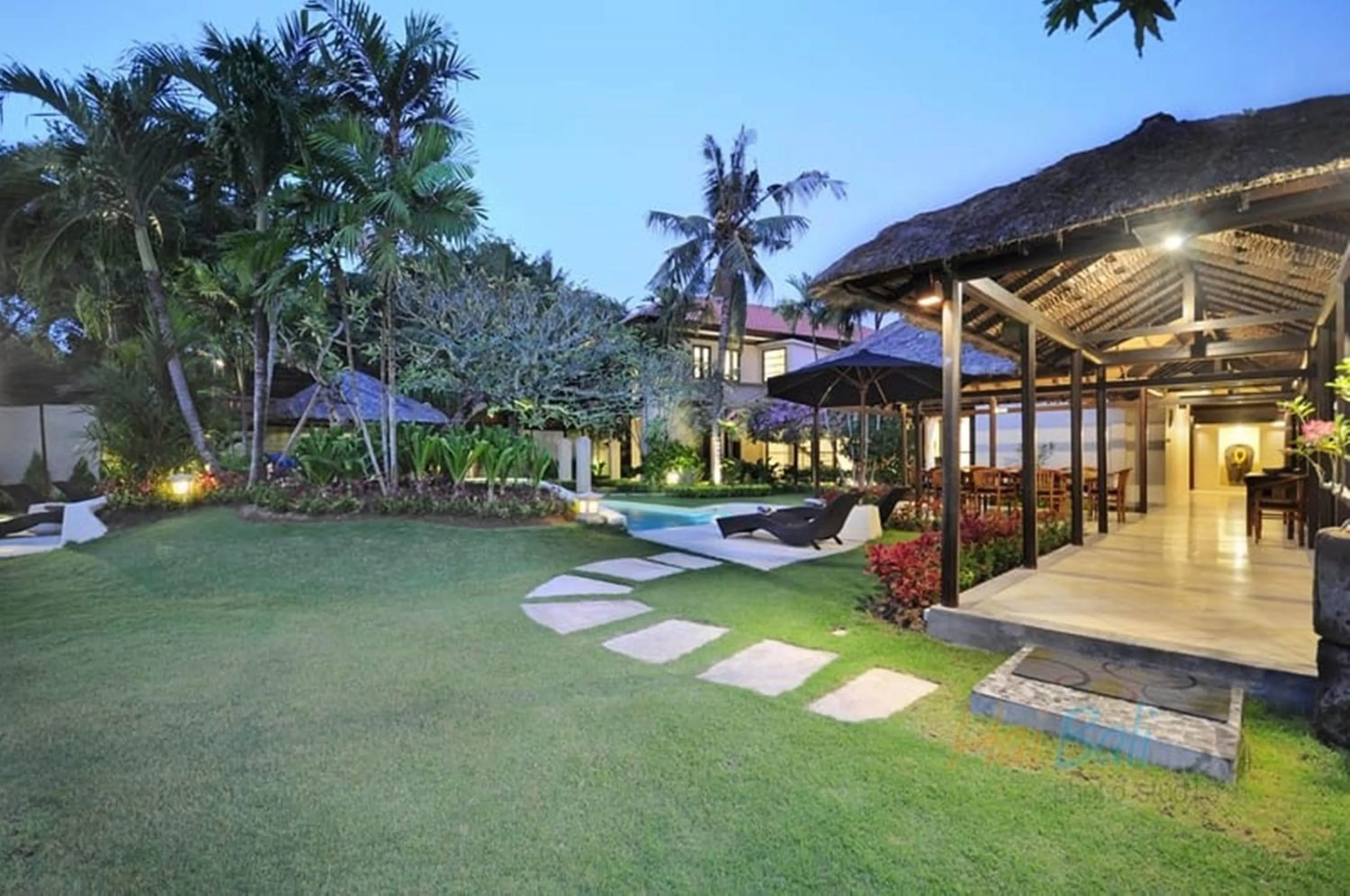 Property building in Villa Seminyak William
