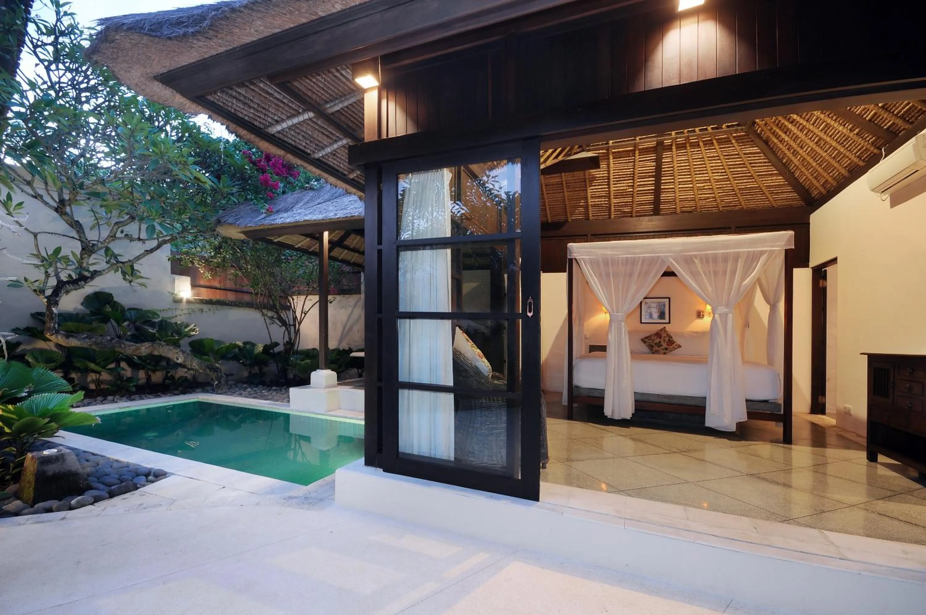 Swimming pool in Villa Seminyak William