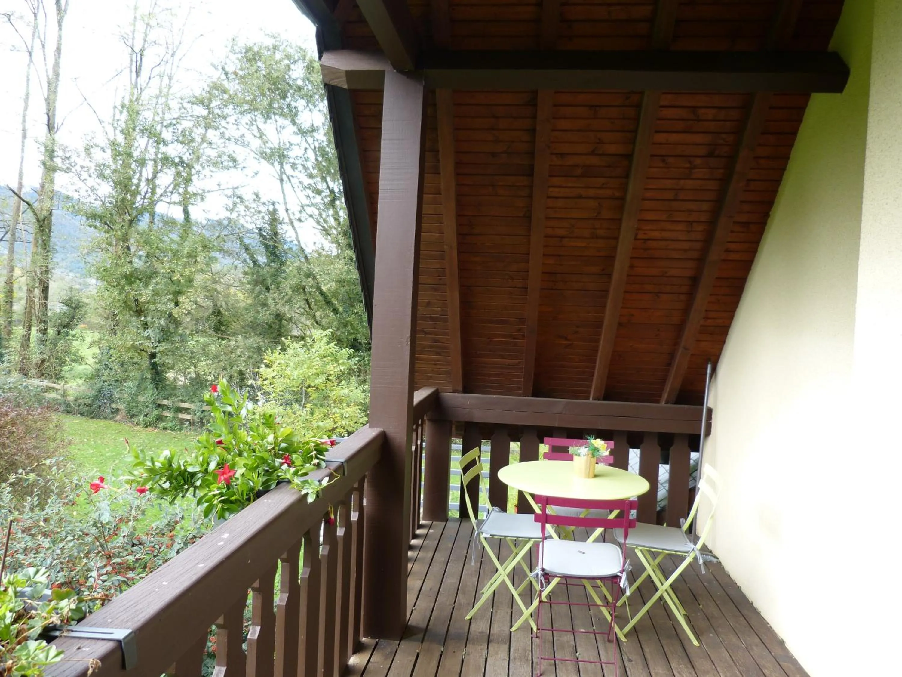 Balcony/Terrace in LES CHAMBRES DU GAVE D'OSSAU