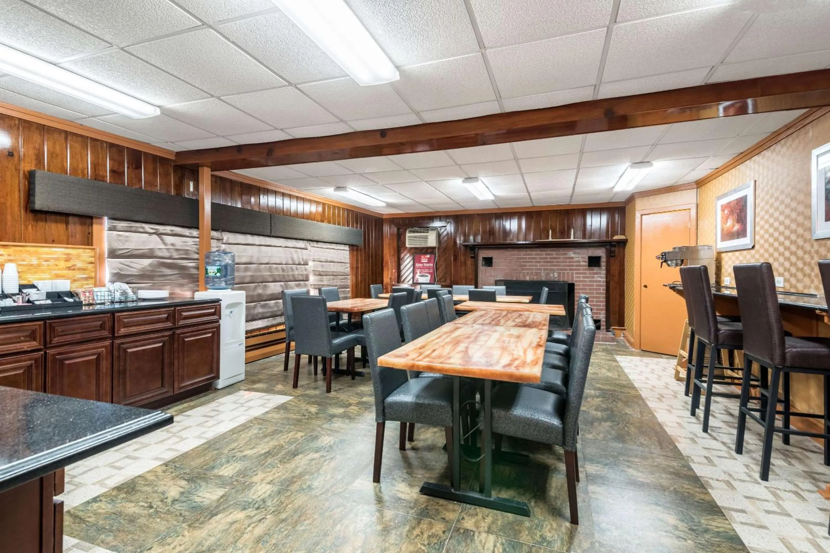 Restaurant/Places to Eat in Econo Lodge Rutland