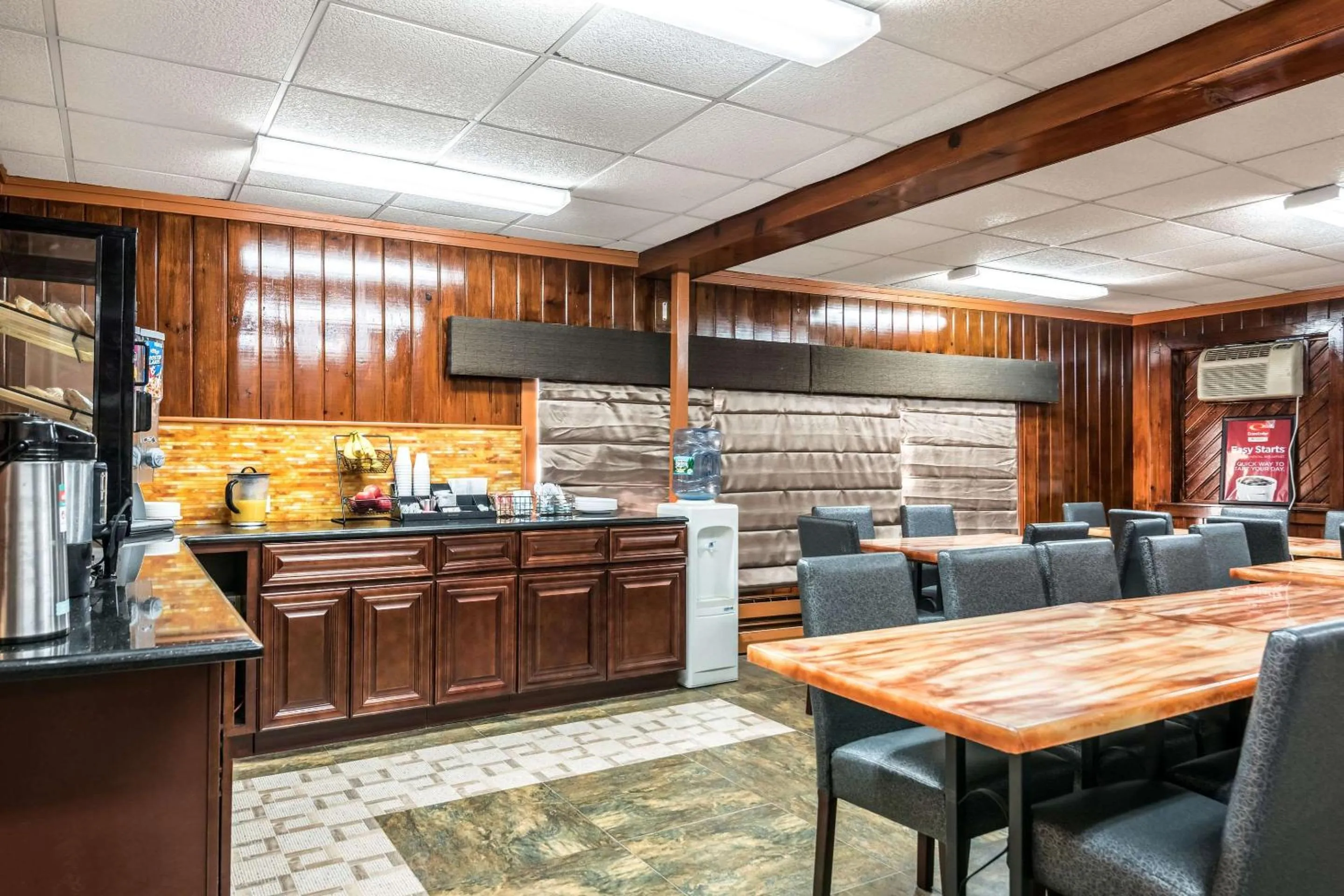 Restaurant/Places to Eat in Econo Lodge Rutland