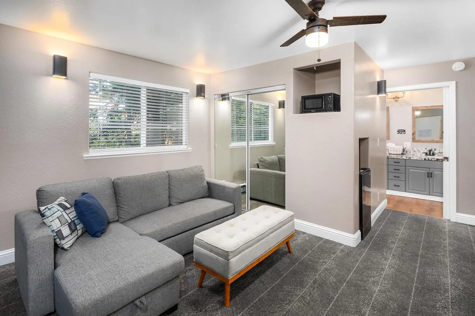 Living room in The Inn at Boatworks, Lake Tahoe