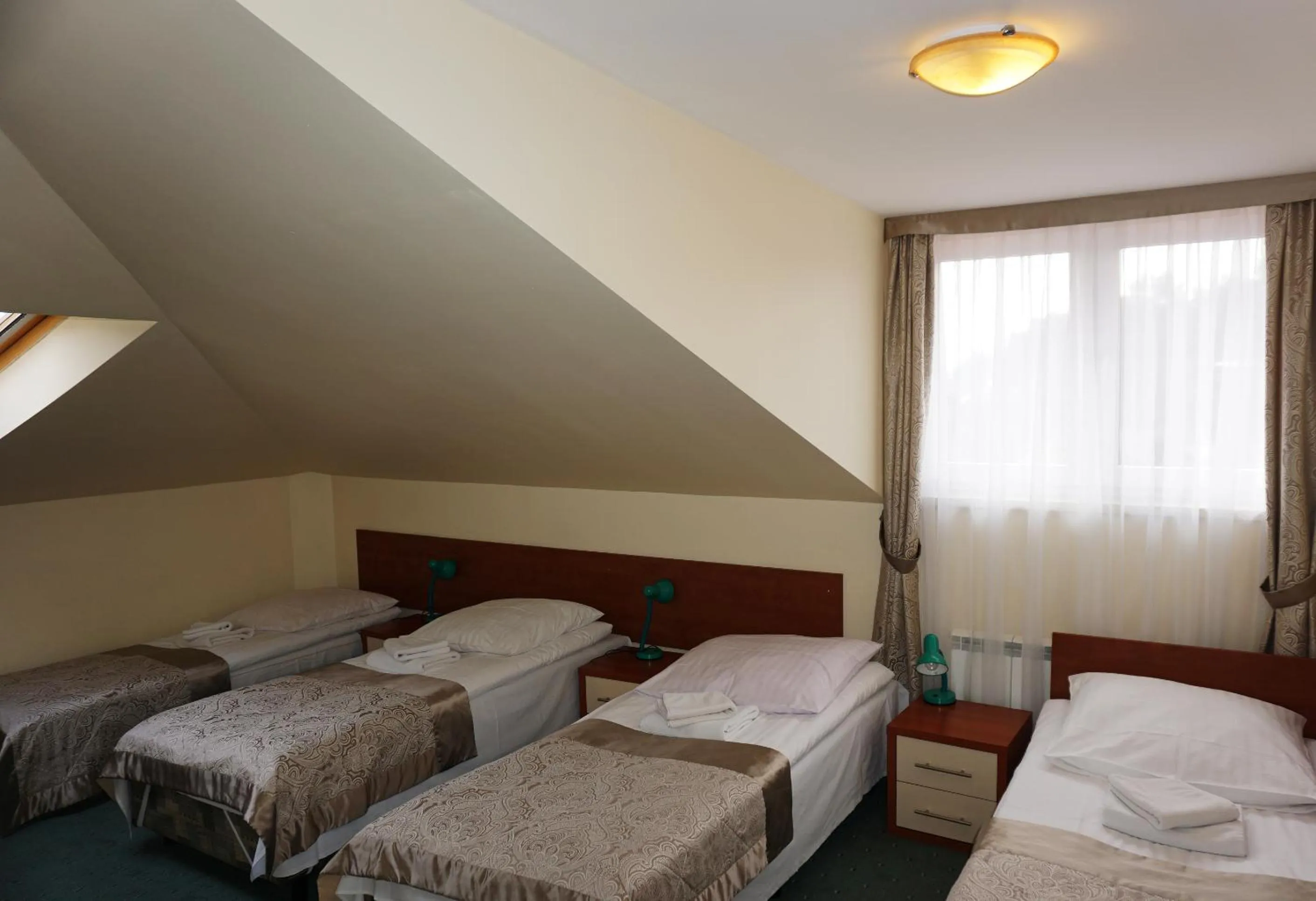 Photo of the whole room, Bed in Pod Szczęśliwą Gwiazdą
