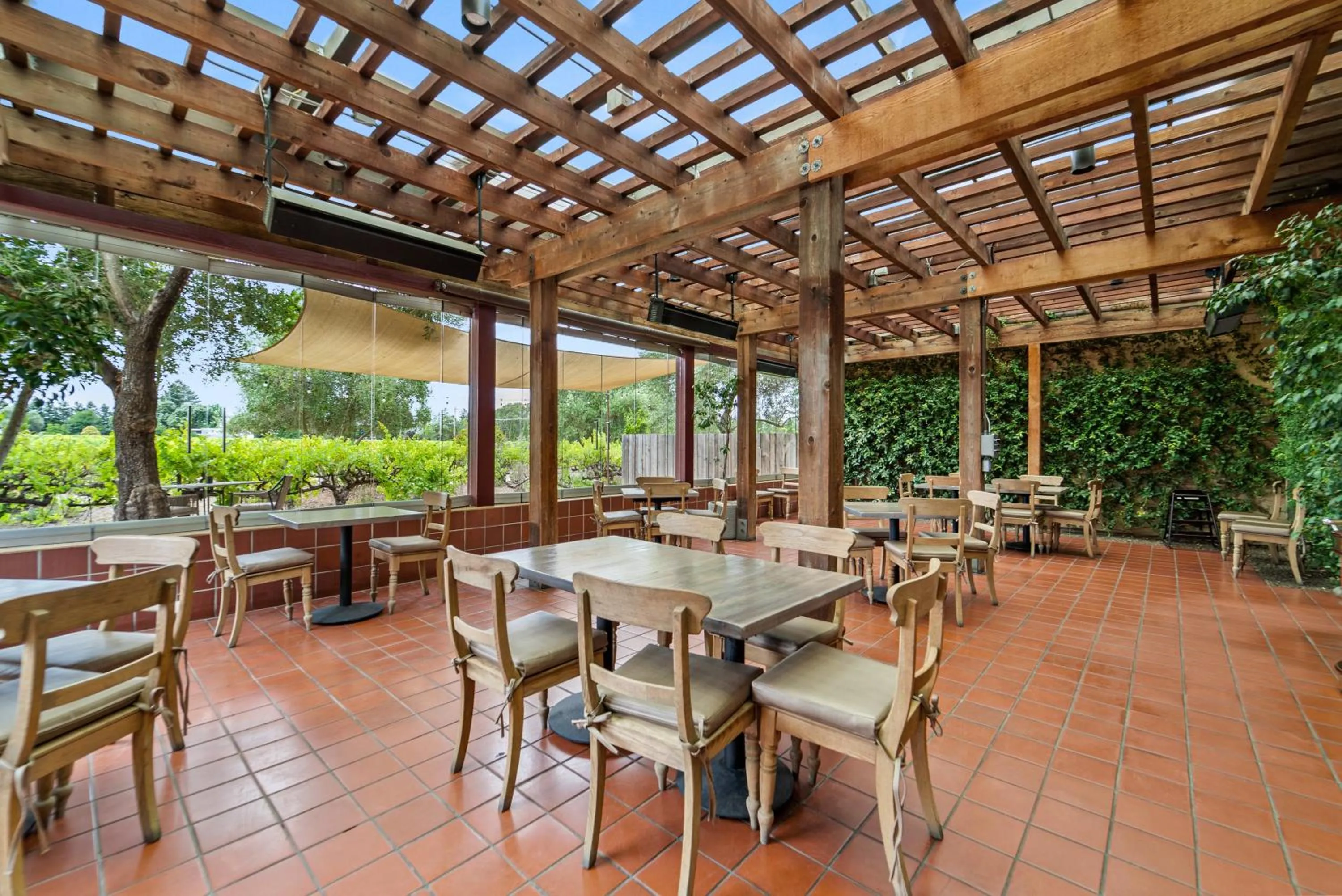 Restaurant/places to eat in Vinarosa Resort & Spa