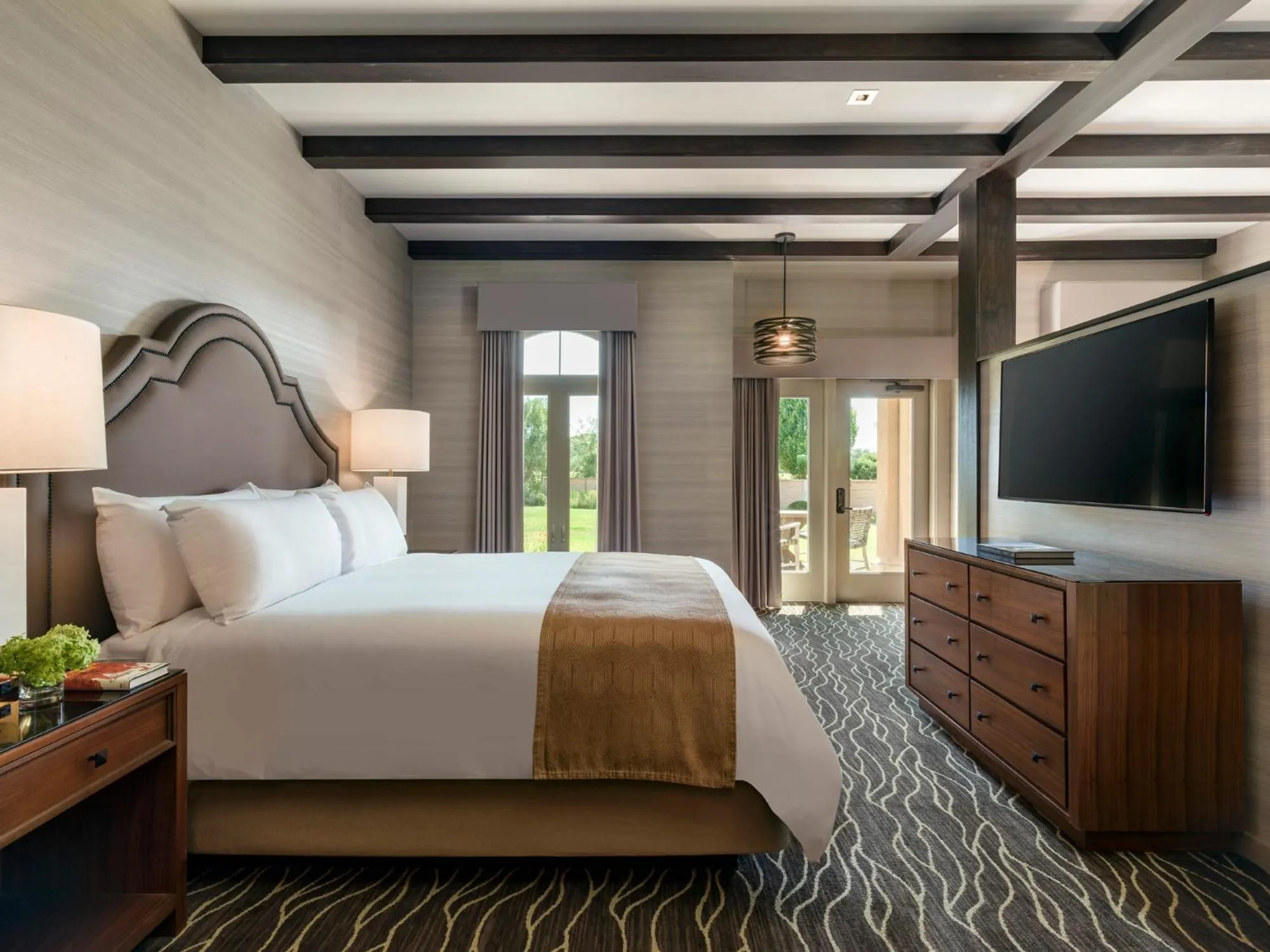 Bed in Vinarosa Resort & Spa