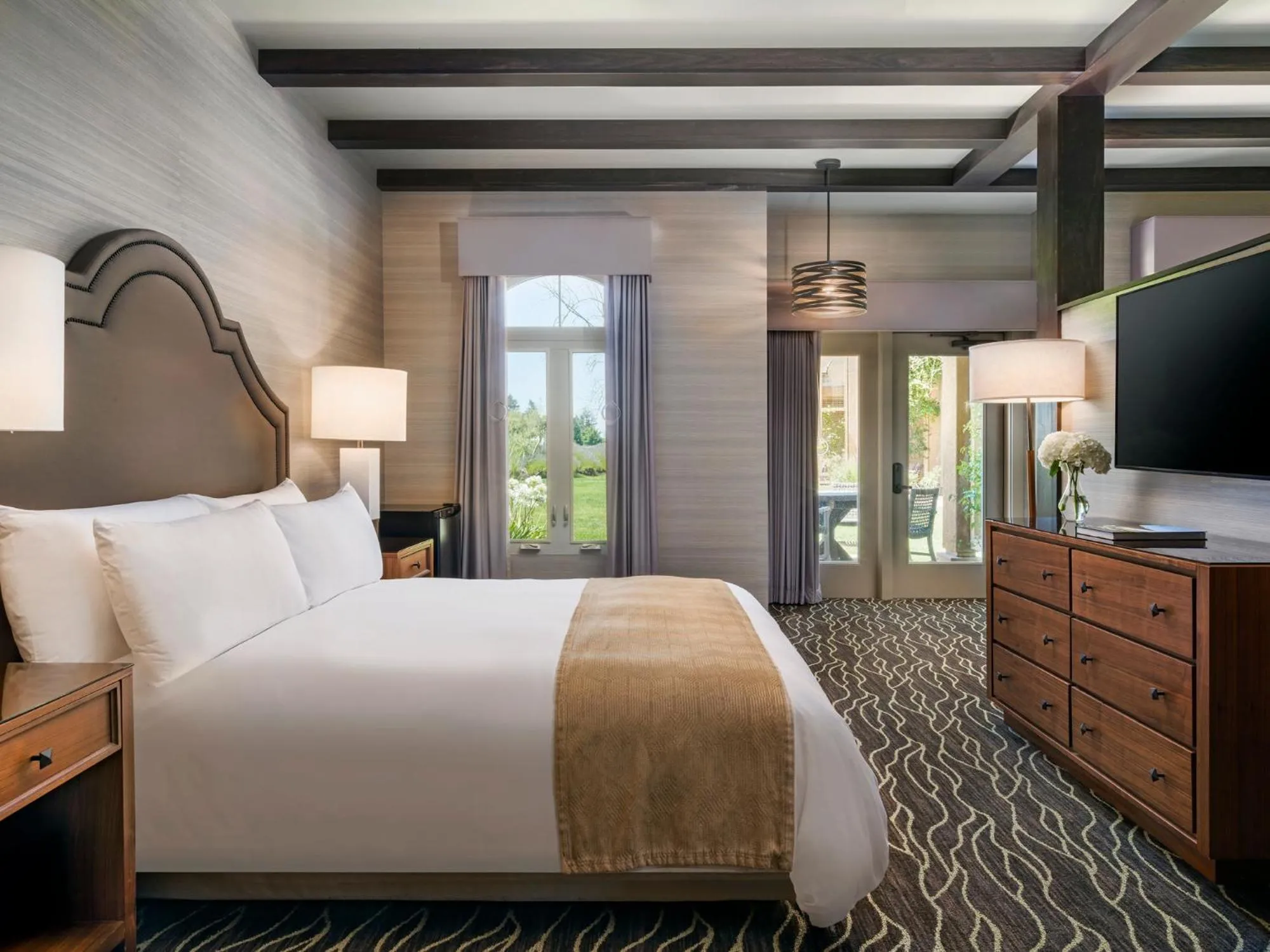 Bed in Vinarosa Resort & Spa