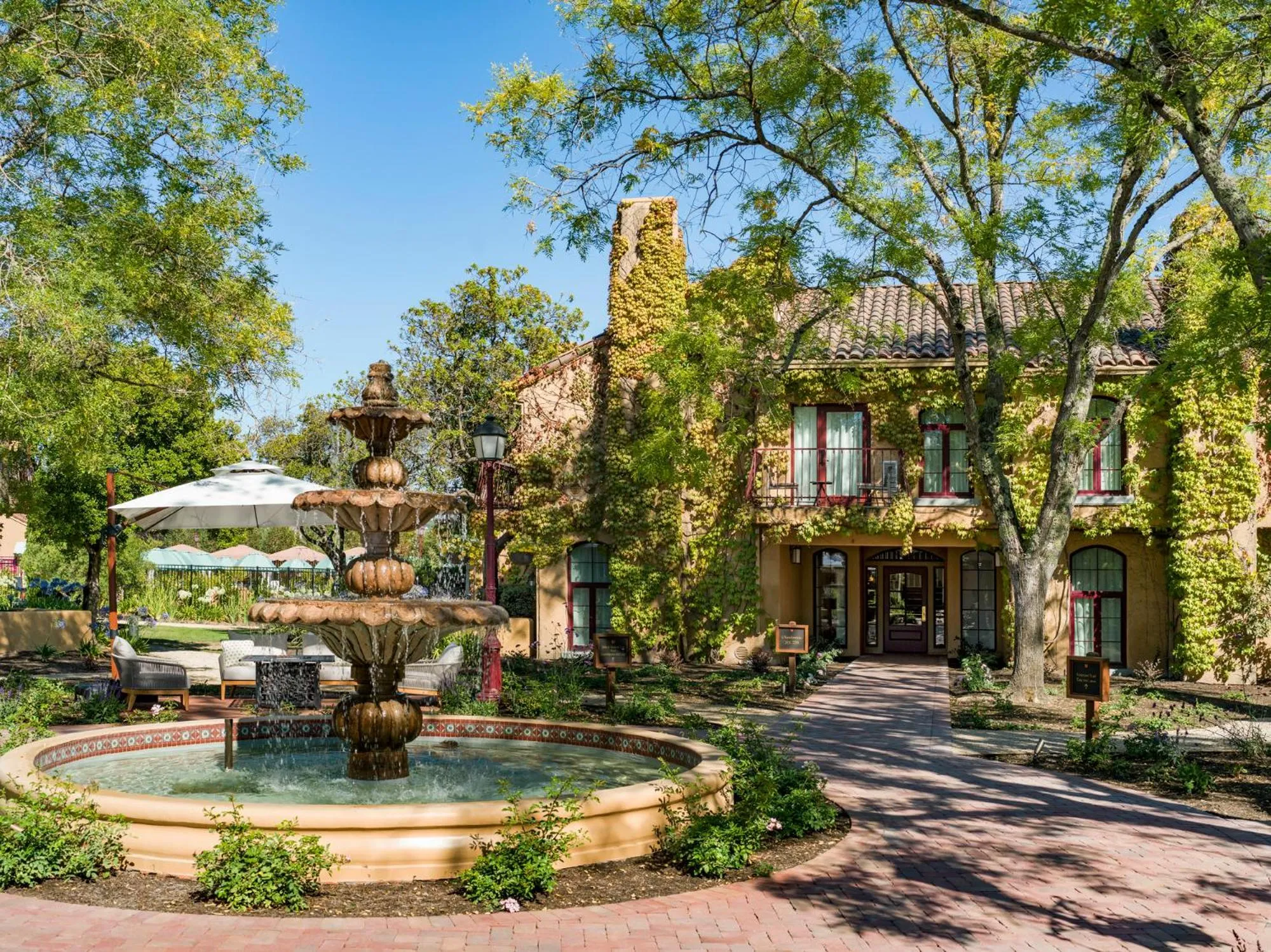 Inner courtyard view in Vinarosa Resort & Spa