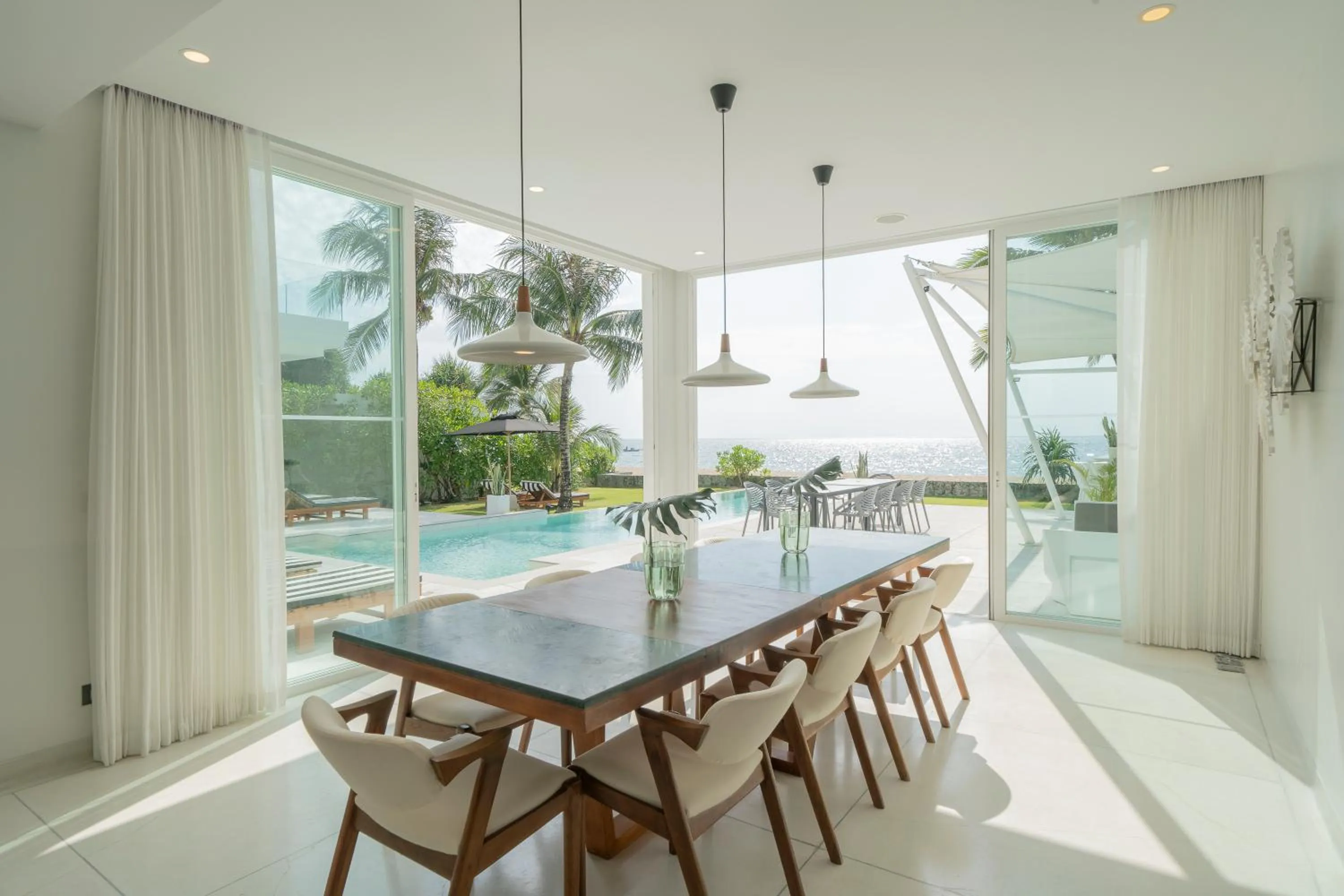 Dining area in Coastal Escape Natai Beach