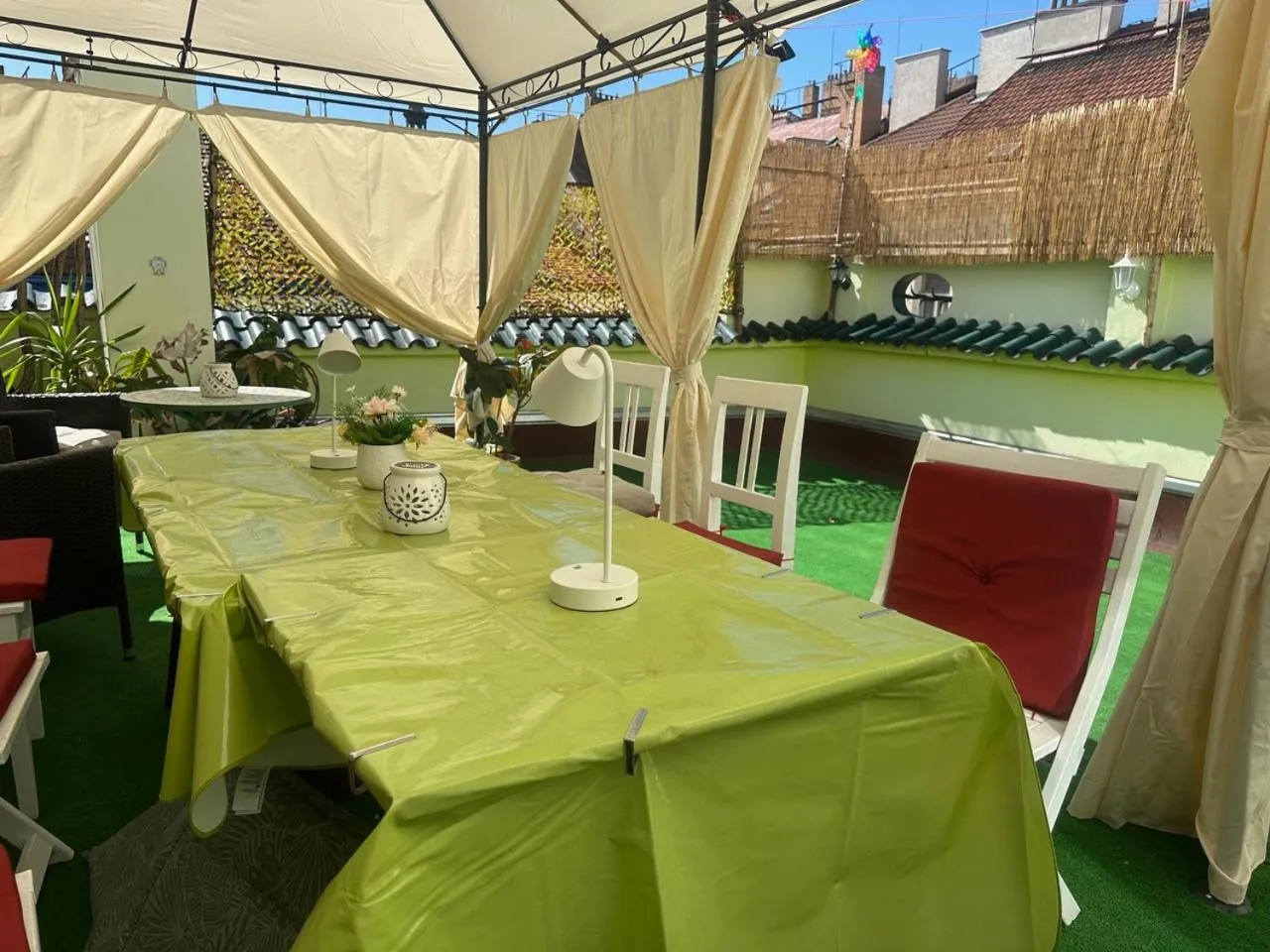 ARTHARMONY Pension & Hostel