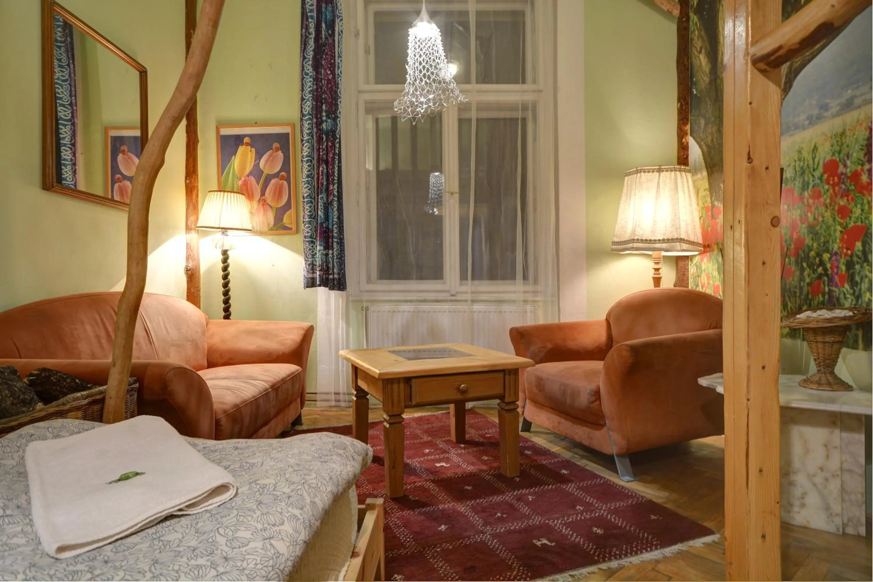 Seating area in ARTHARMONY Pension & Hostel