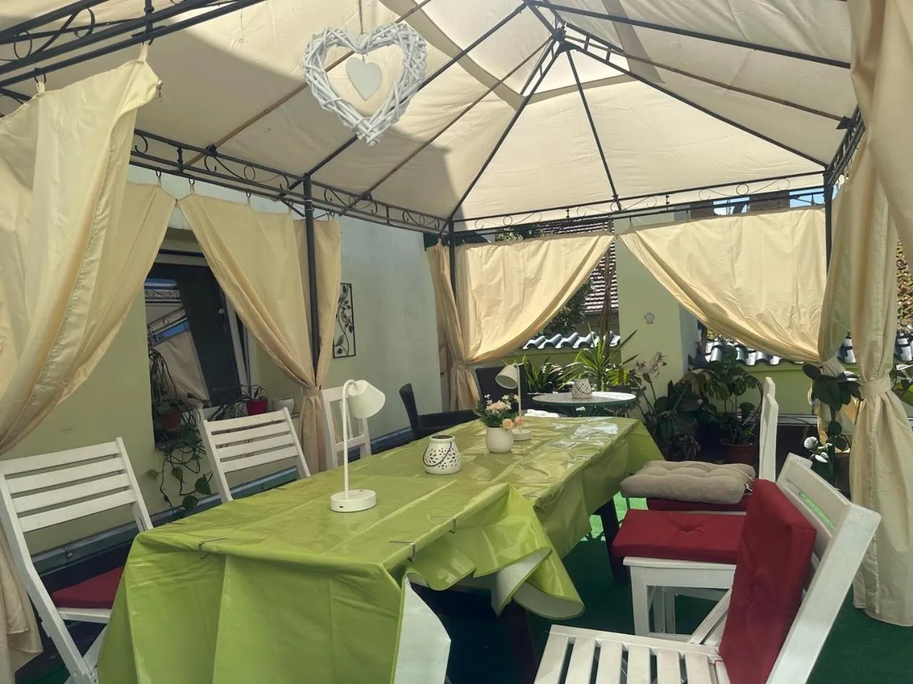 ARTHARMONY Pension & Hostel