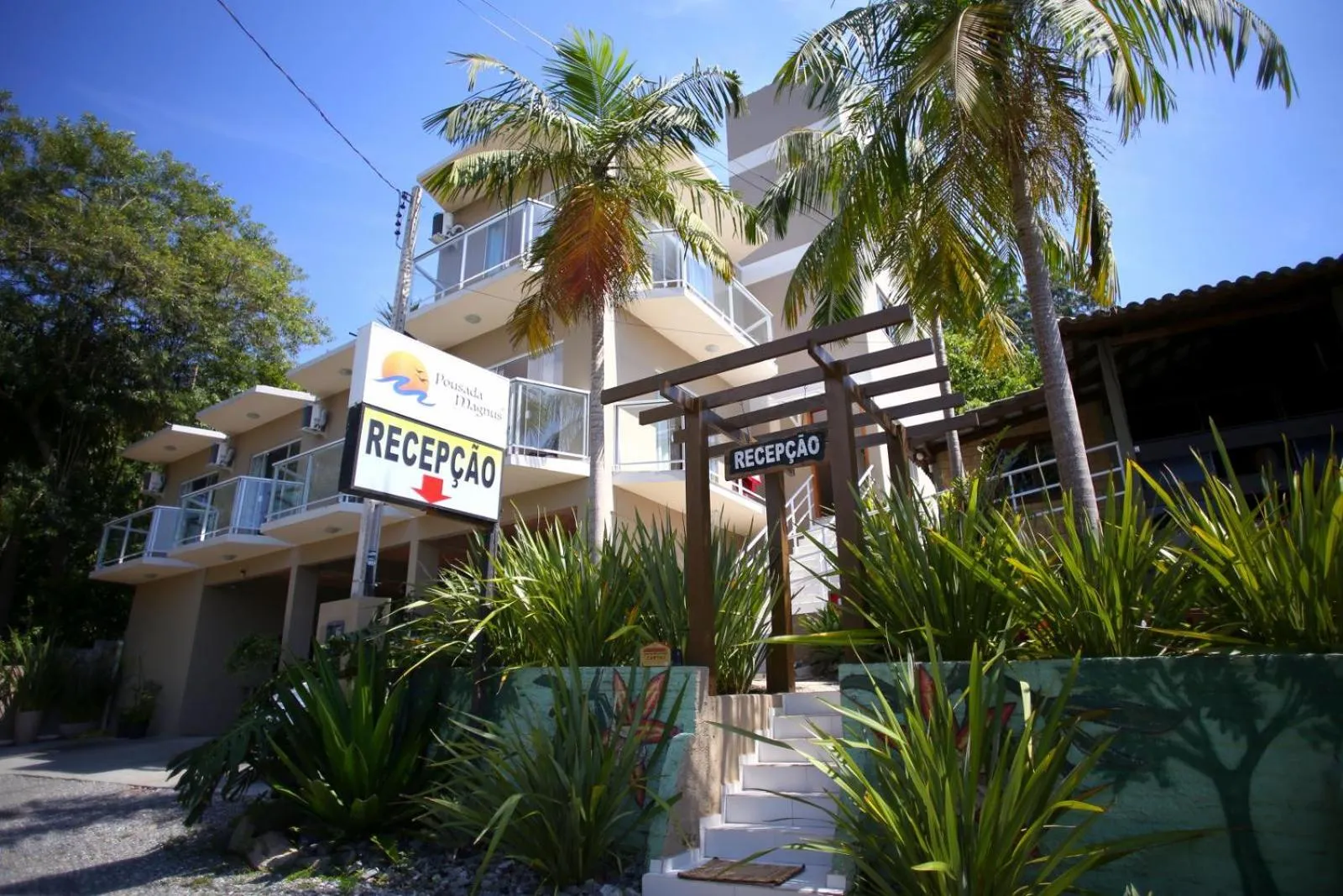 Facade/entrance in Pousada Magnus