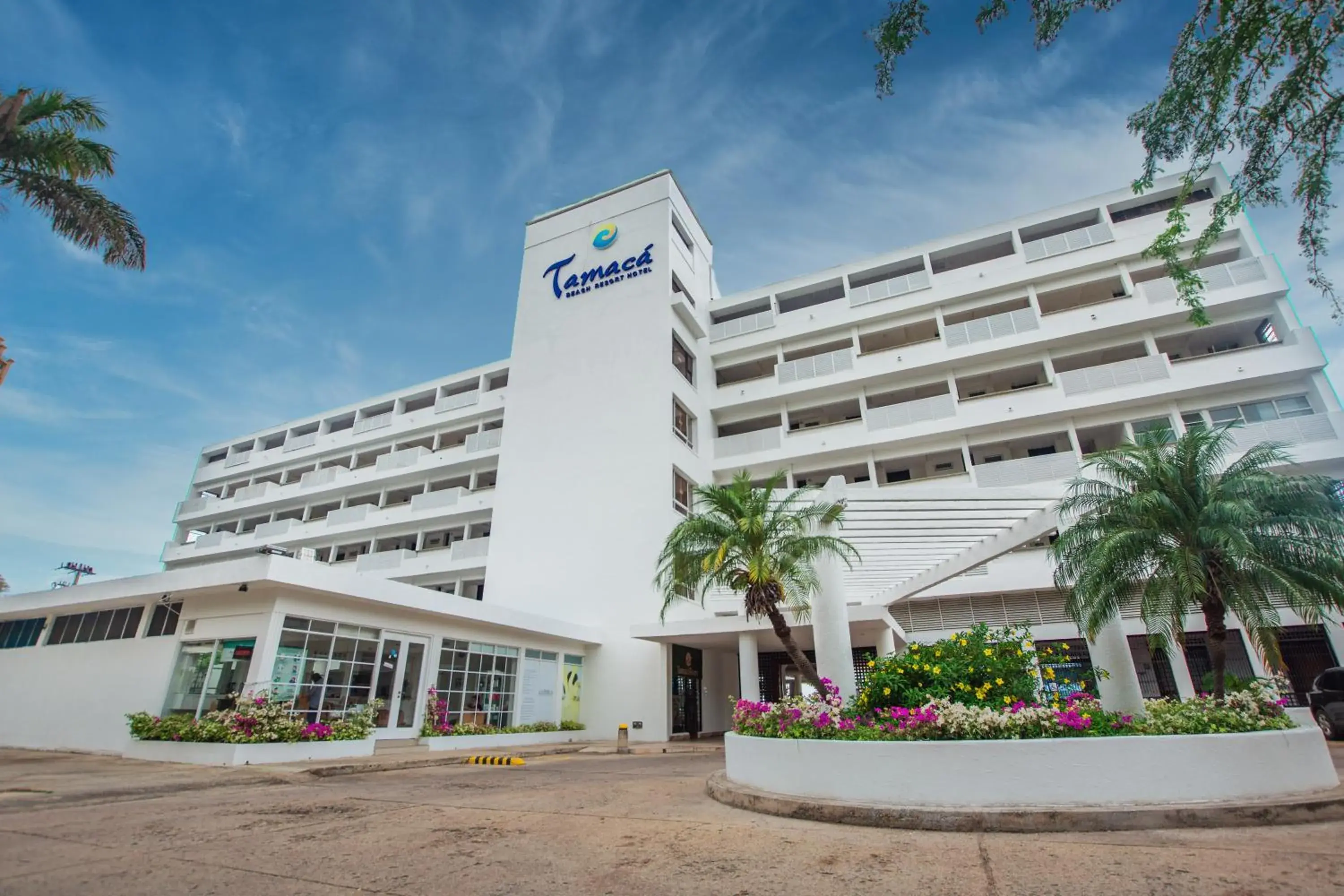 Property building in Tamaca Beach Resort Property building in Tamaca Beach Resort