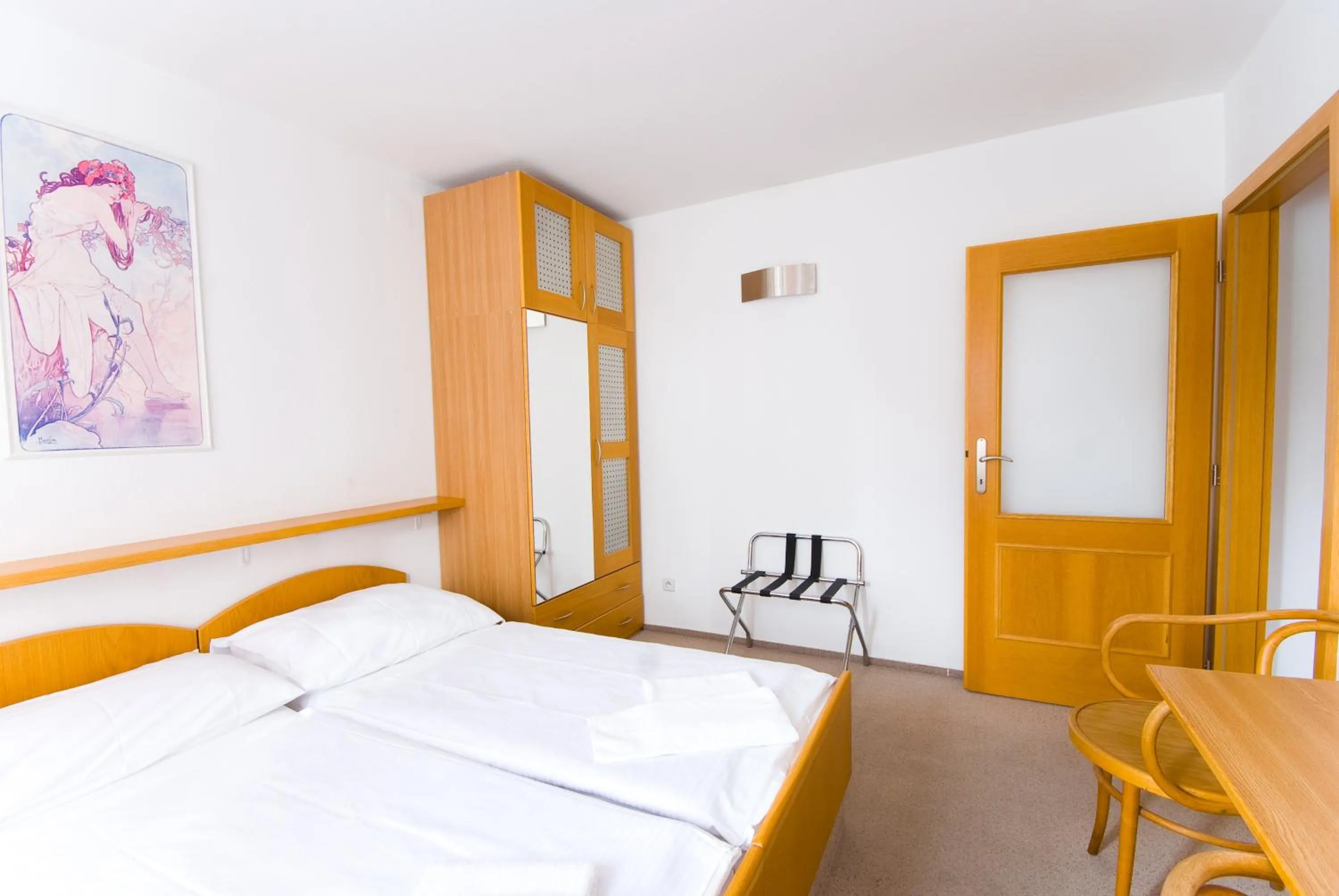 Bed in Hotel Smaragd