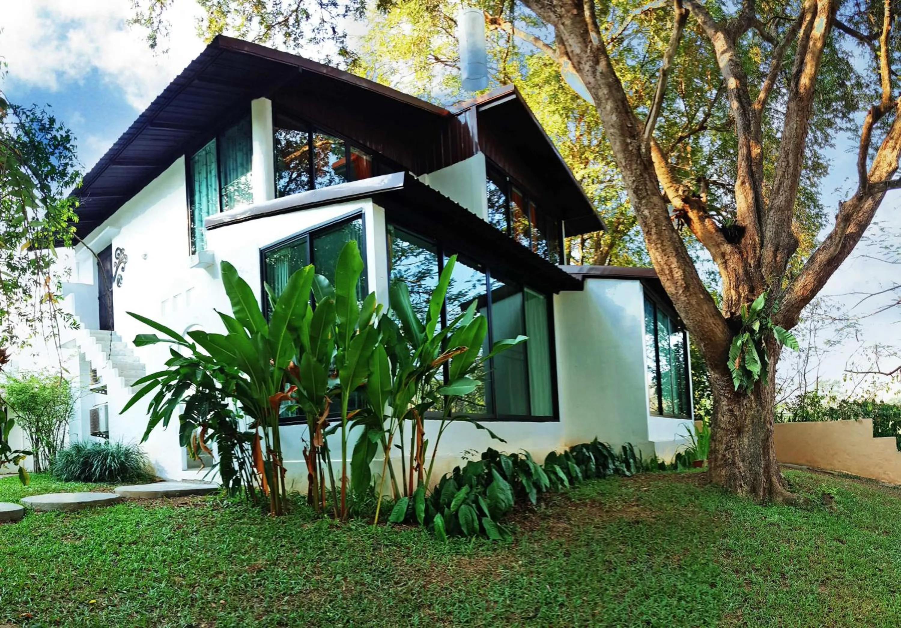 Vorona Resort