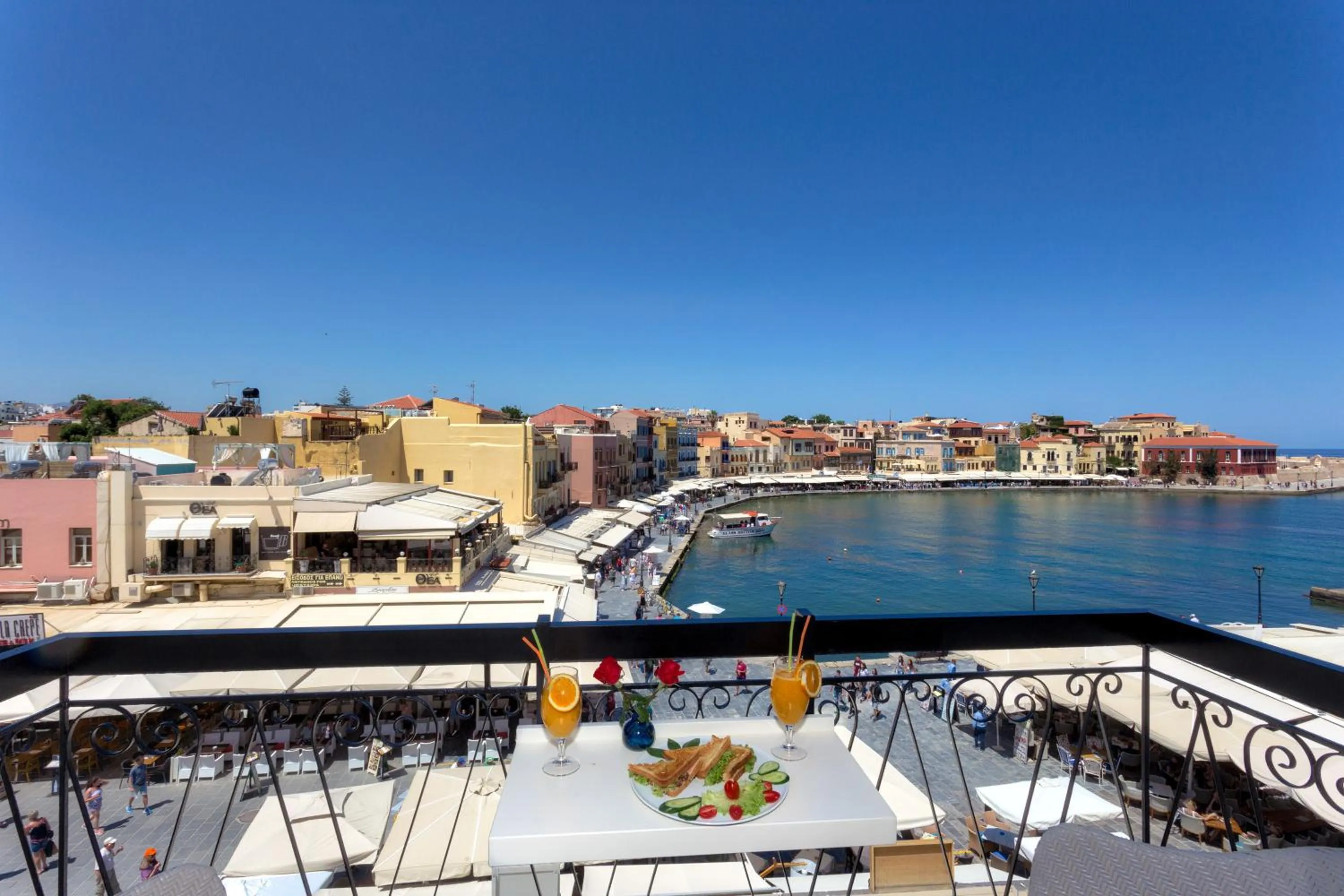 Street view in 1924 suites