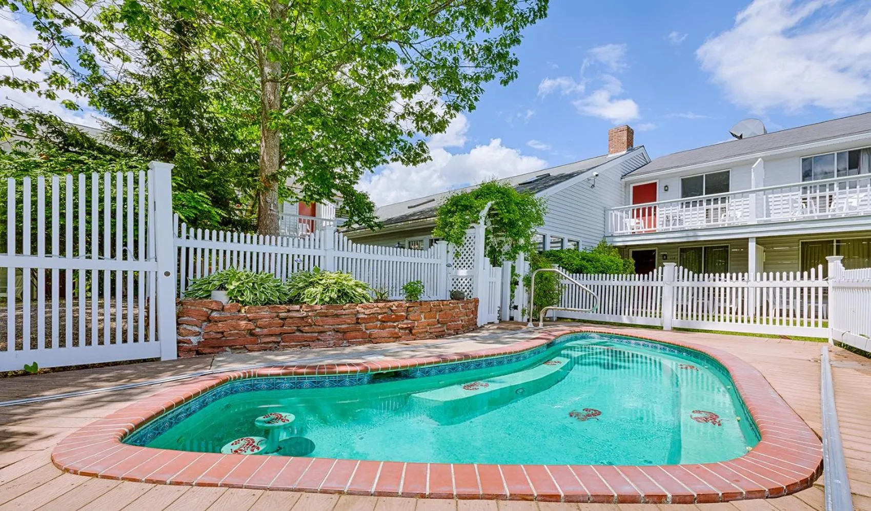 Hot Tub in Rhumb Line Resort