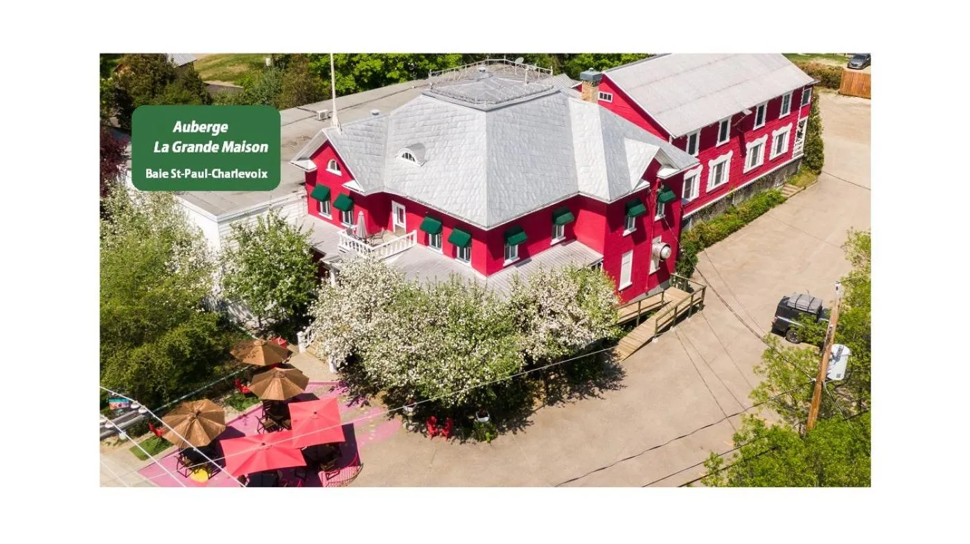 Property building in Hôtel-La Grande Maison et Spa