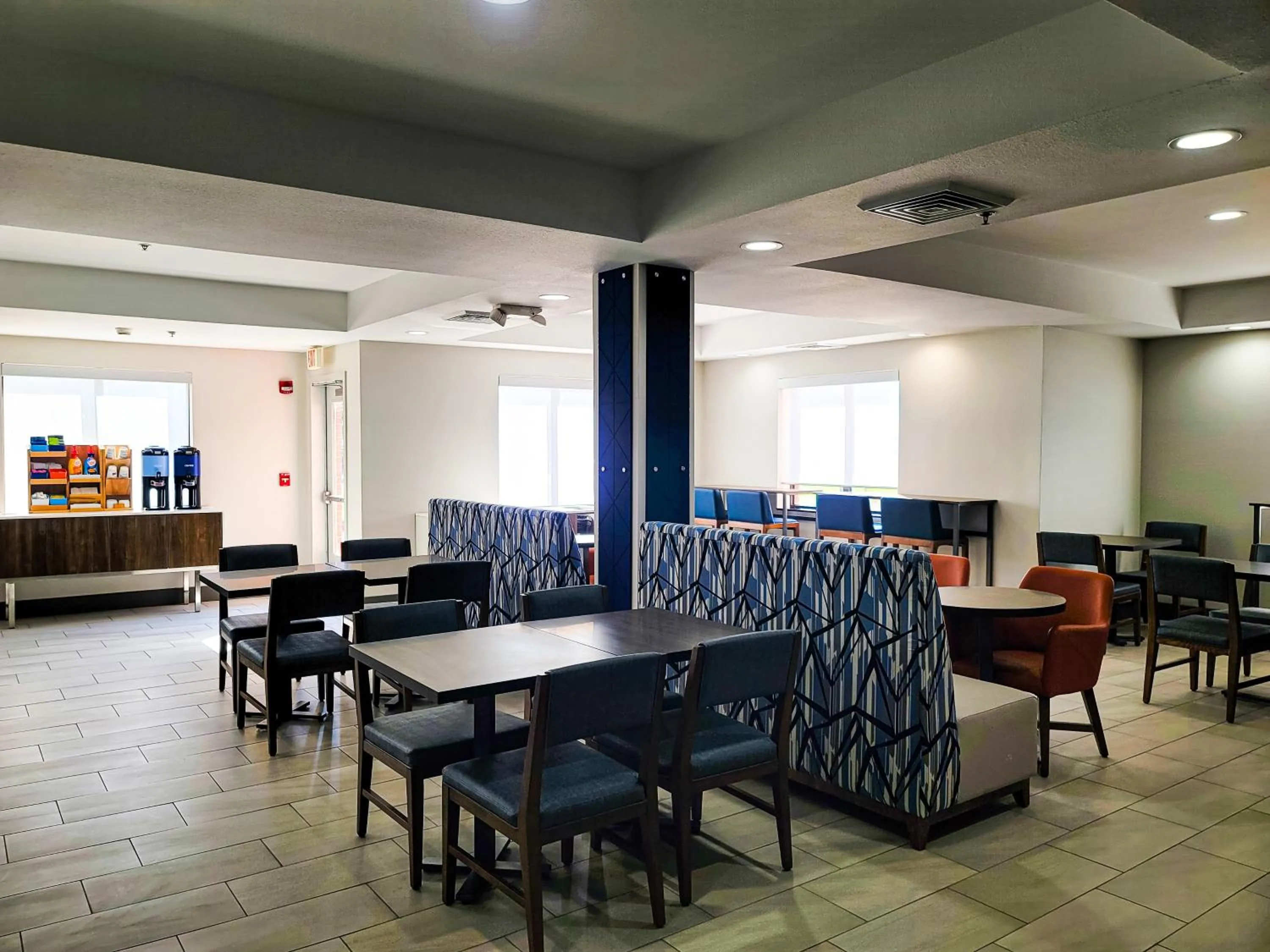 Breakfast in Holiday Inn Express Enid-Highway 412 by IHG