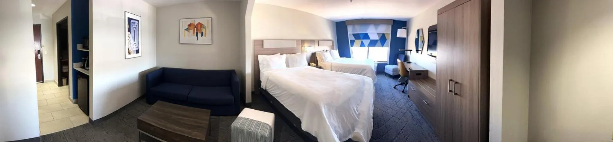 Property building, Bed in Holiday Inn Express Enid-Highway 412 by IHG