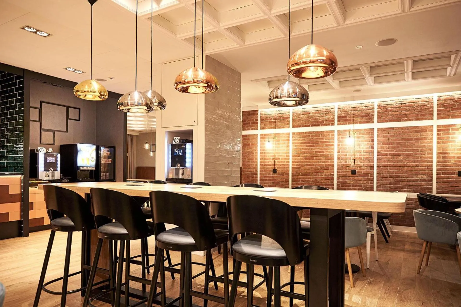 Lobby or reception in B&B HOTEL Krakow Centrum