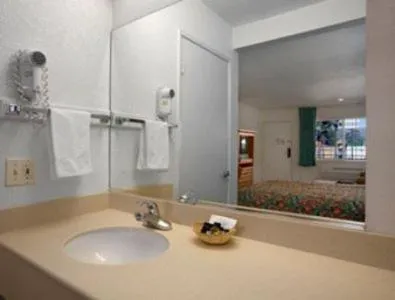 Bathroom in Orange Show Inn