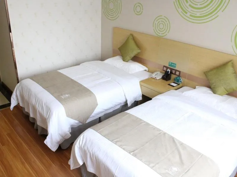 Bed in GreenTree Inn Yangzhou Jiangdu Shaobo Town Huaihai Road Express Hotel