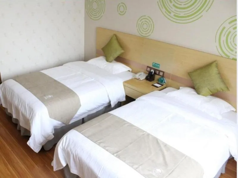 Bed in GreenTree Inn Yangzhou Jiangdu Shaobo Town Huaihai Road Express Hotel