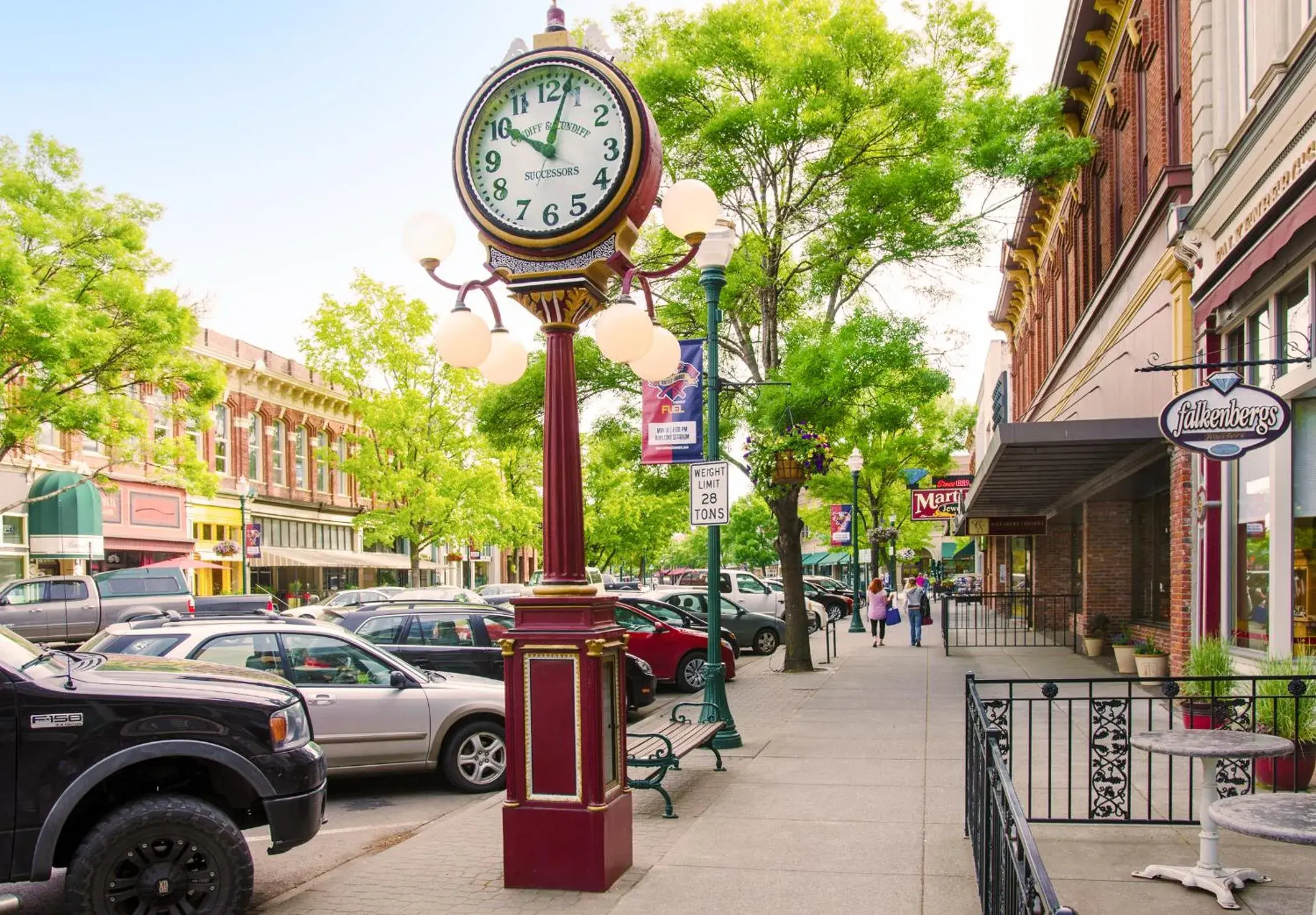 Street view in Marcus Whitman Hotel and Conference Center Street view in Marcus Whitman Hotel and Conference Center