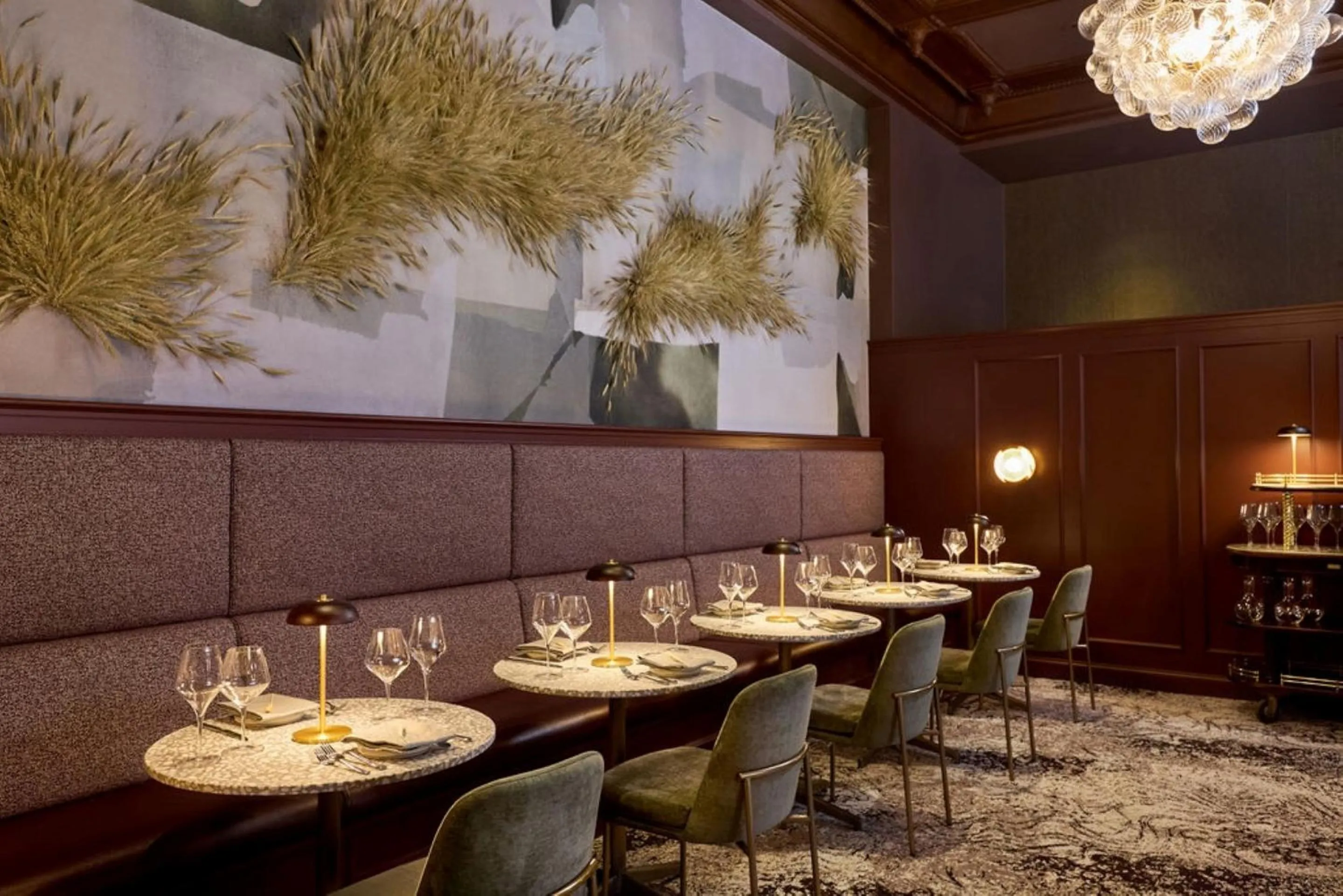 Restaurant/places to eat in Marcus Whitman Hotel