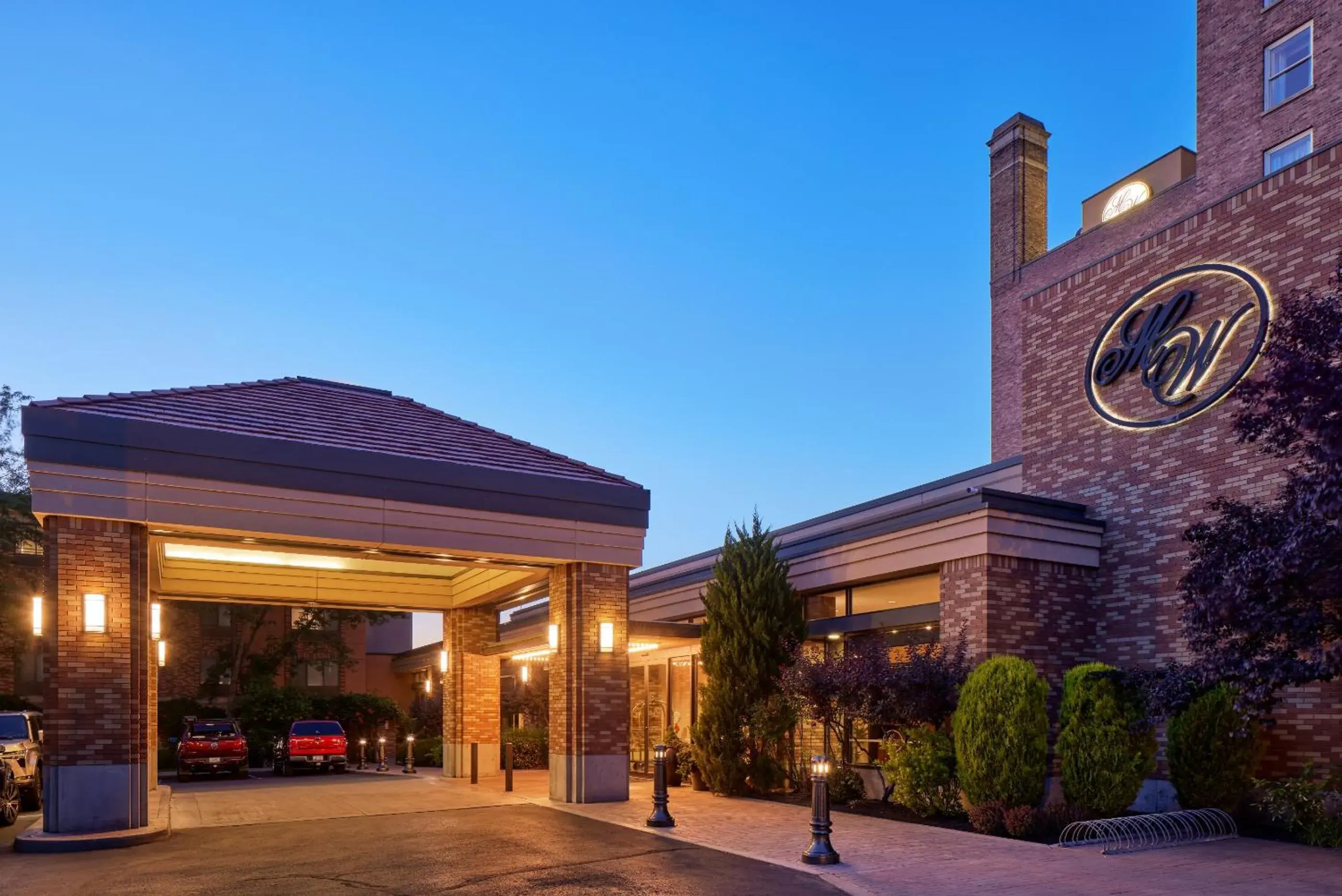 Facade/entrance in Marcus Whitman Hotel and Conference Center Facade/entrance in Marcus Whitman Hotel and Conference Center