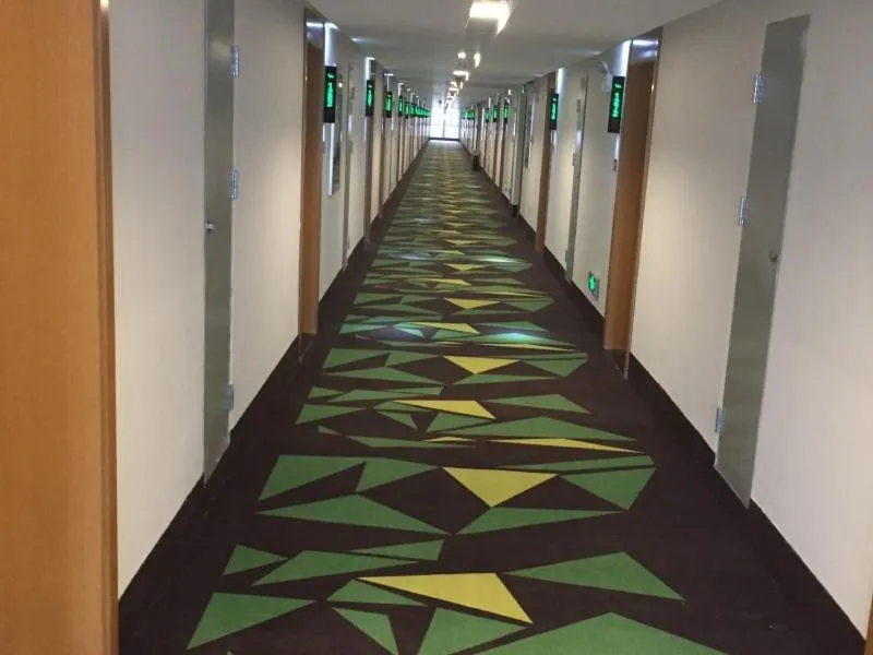 Vatica Xingtai Qiaoxi District Yongkang Street Technical College Hotel