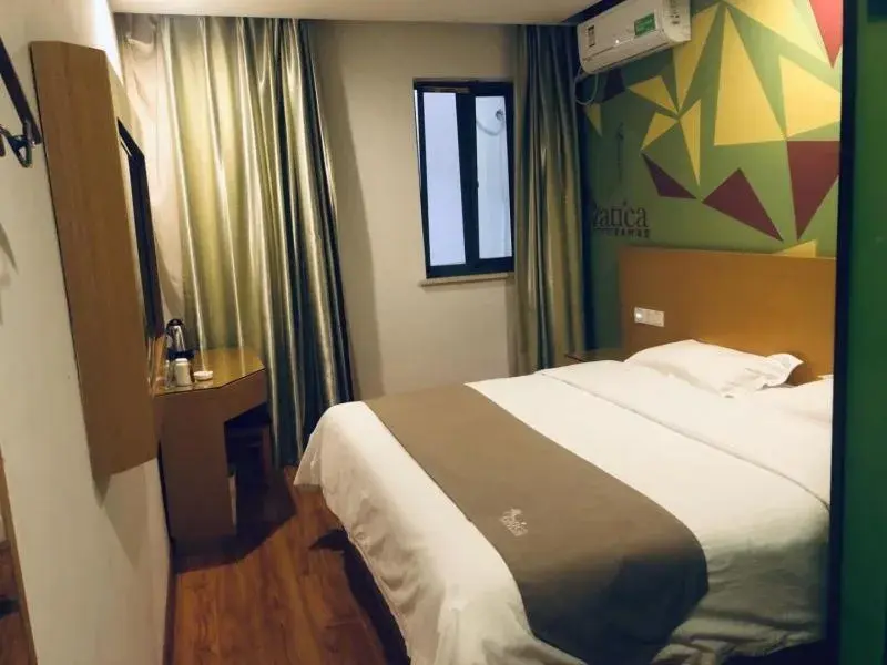 Bed in Vatica Hefei Binhu District Guangxi Road Exhibition Center Hotel Bed in Vatica Hefei Binhu District Guangxi Road Exhibition Center Hotel