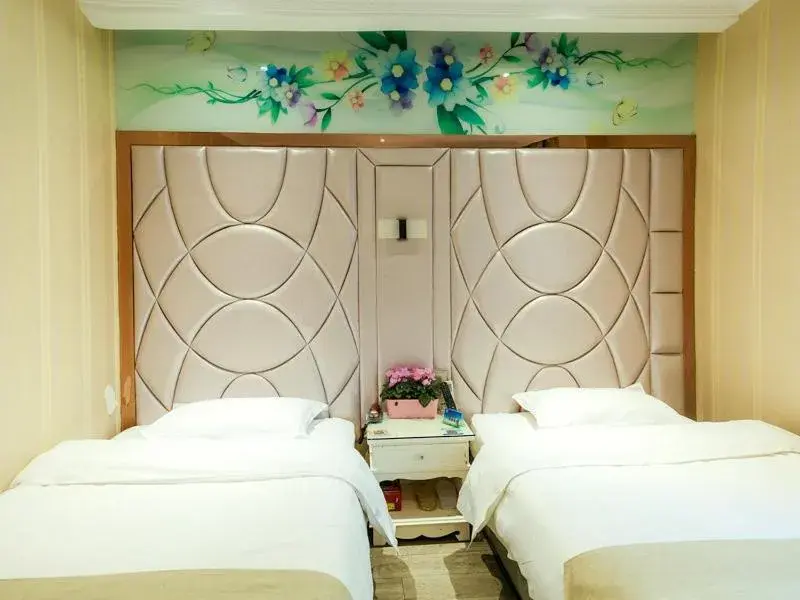 Bed in GreenTree Alliance Shanghai Minhang District Hongqiao Hub Huanghua Road Hotel Bed in GreenTree Alliance Shanghai Minhang District Hongqiao Hub Huanghua Road Hotel