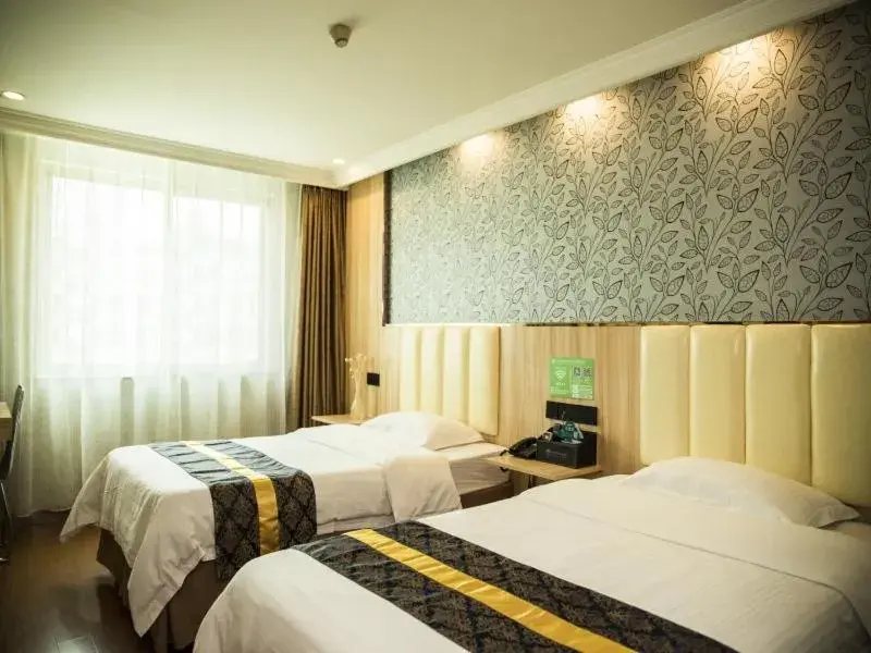 Bed in GreenTree Inn Jinhua Railway Station Express Hotel Bed in GreenTree Inn Jinhua Railway Station Express Hotel