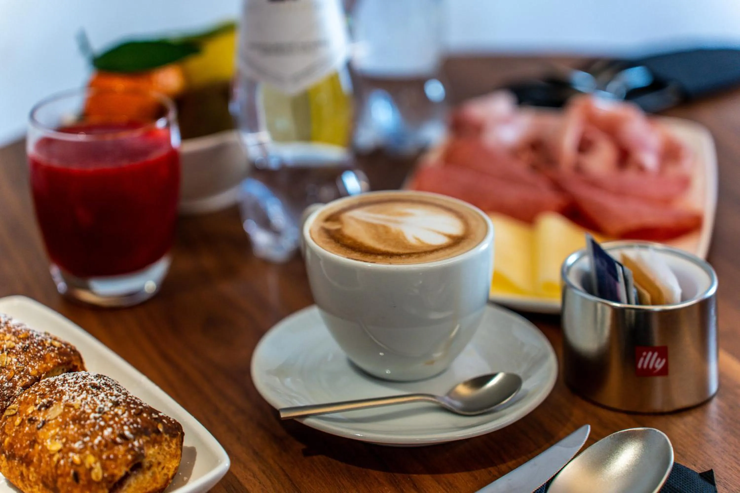 Breakfast in Gasometer Urban Suites