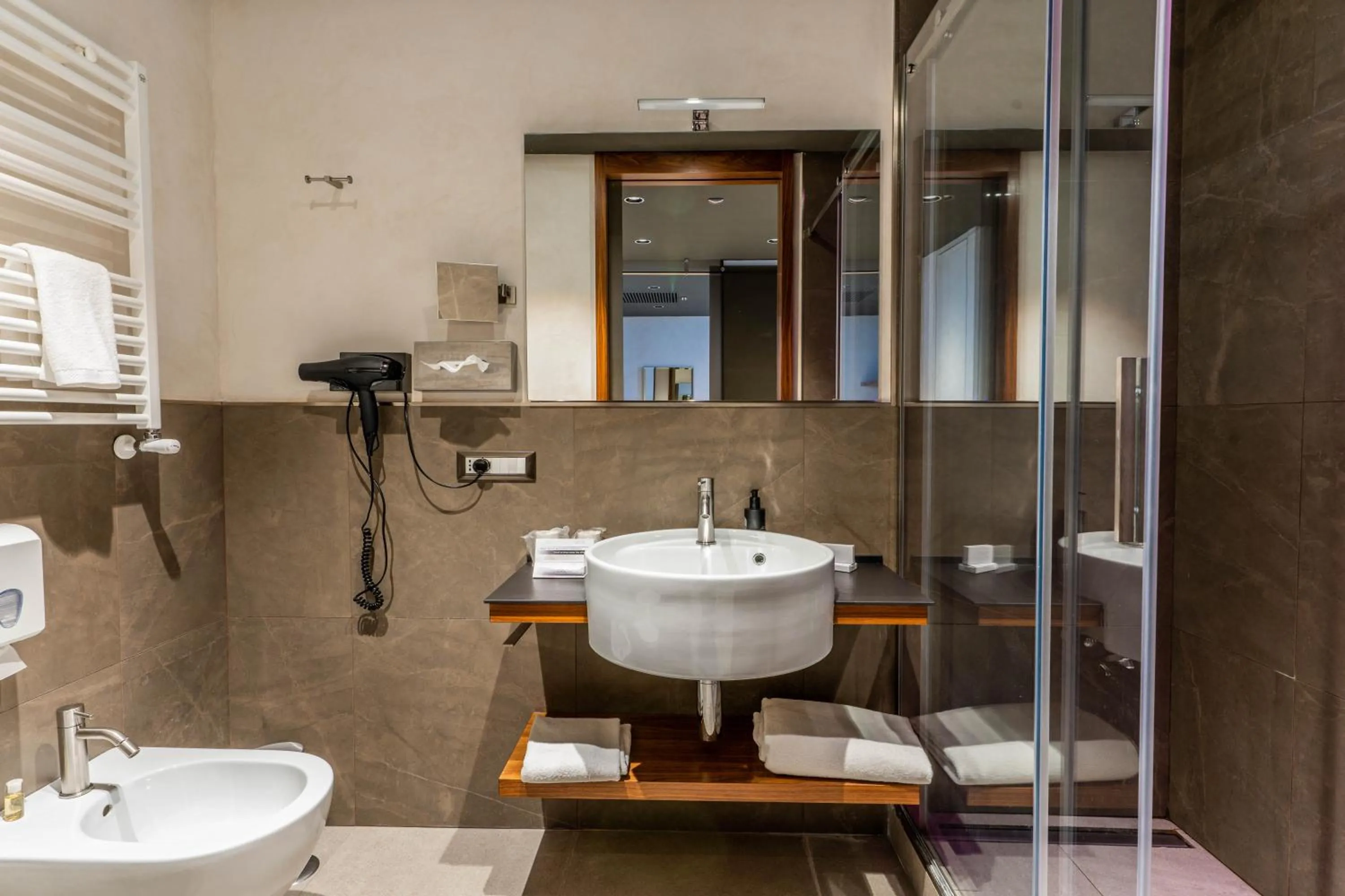 Bathroom in Gasometer Urban Suites