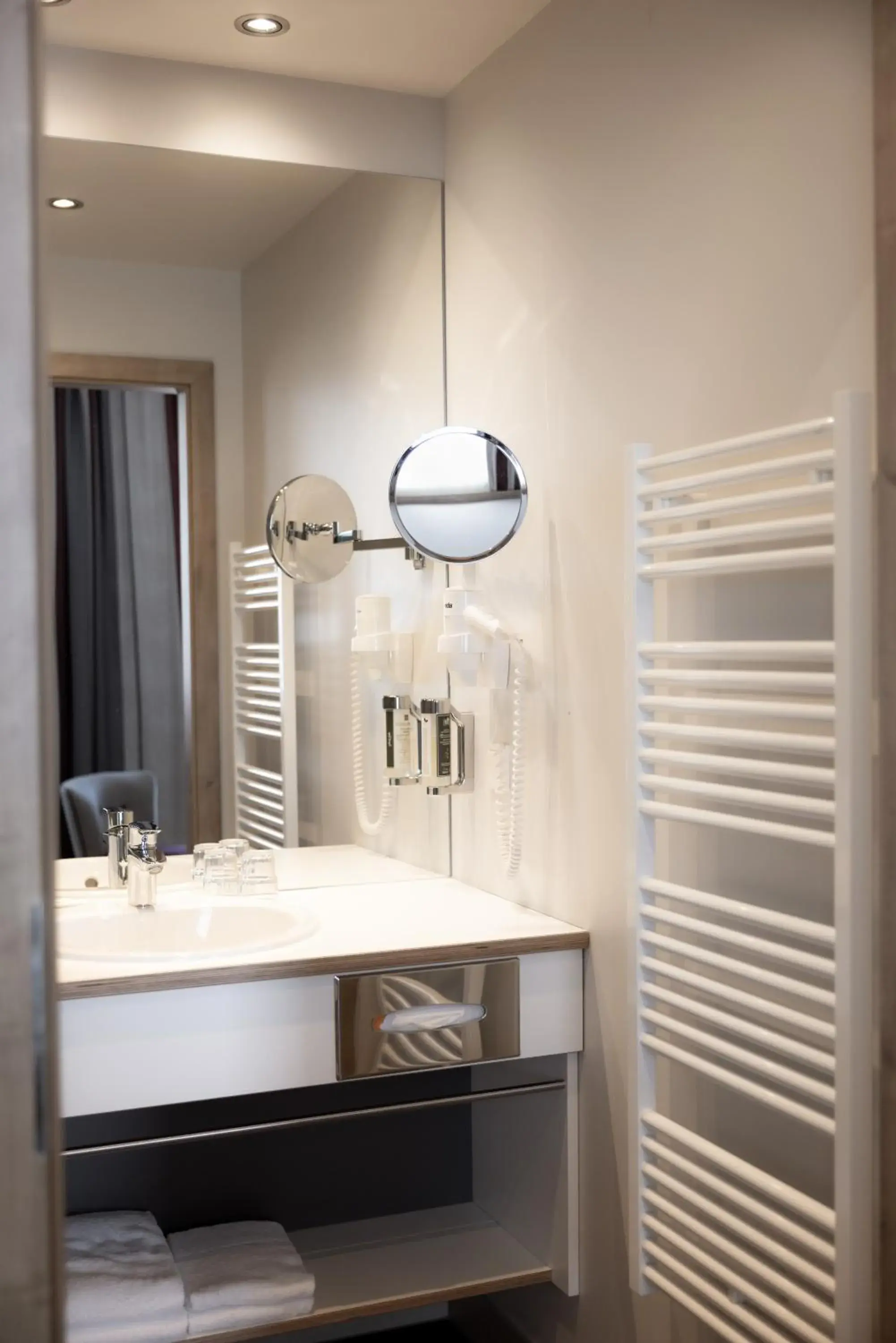 Superior Room with Balcony in HOTEL max70 Superior Room with Balcony in HOTEL max70