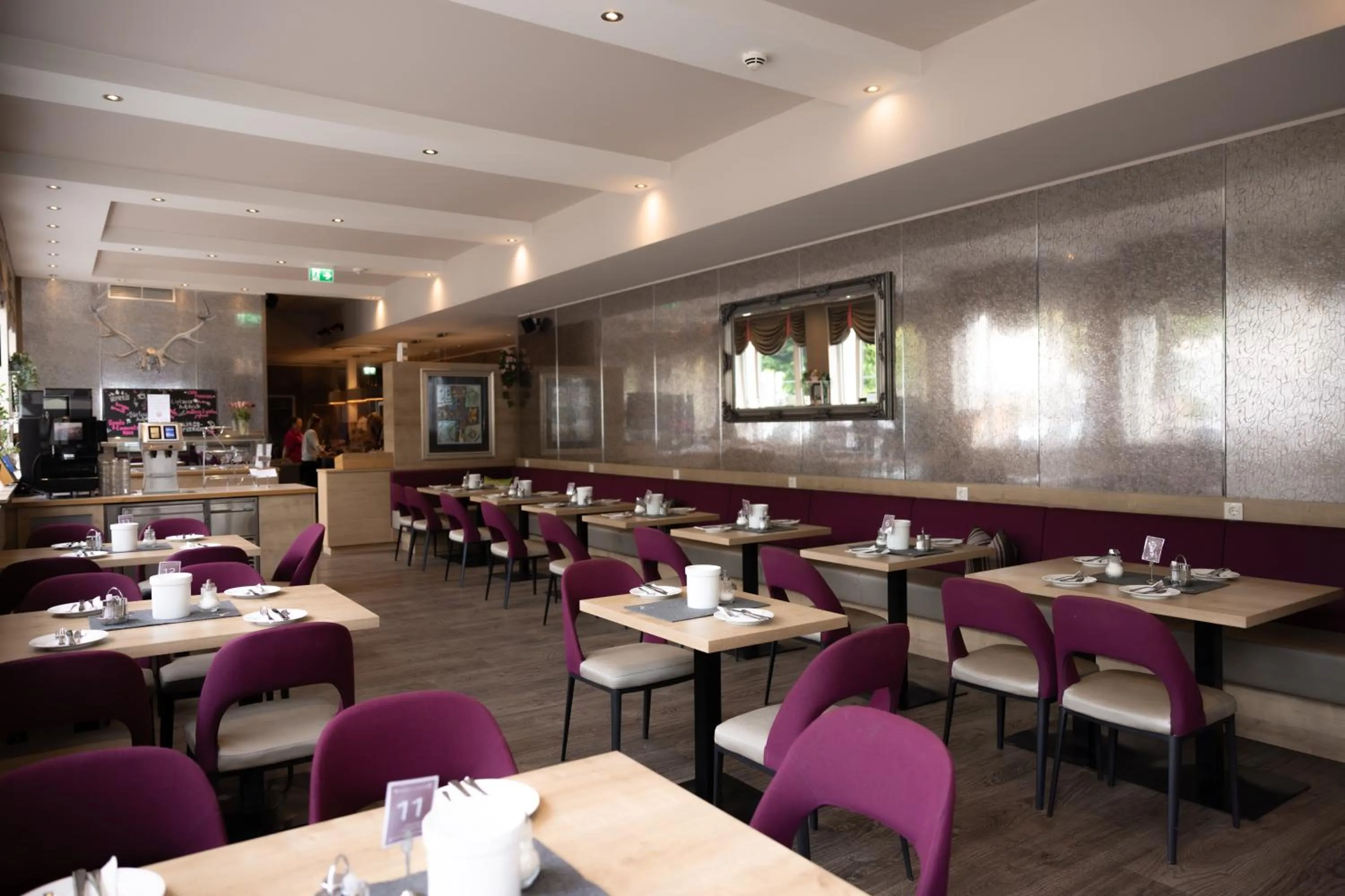 Breakfast in HOTEL max70